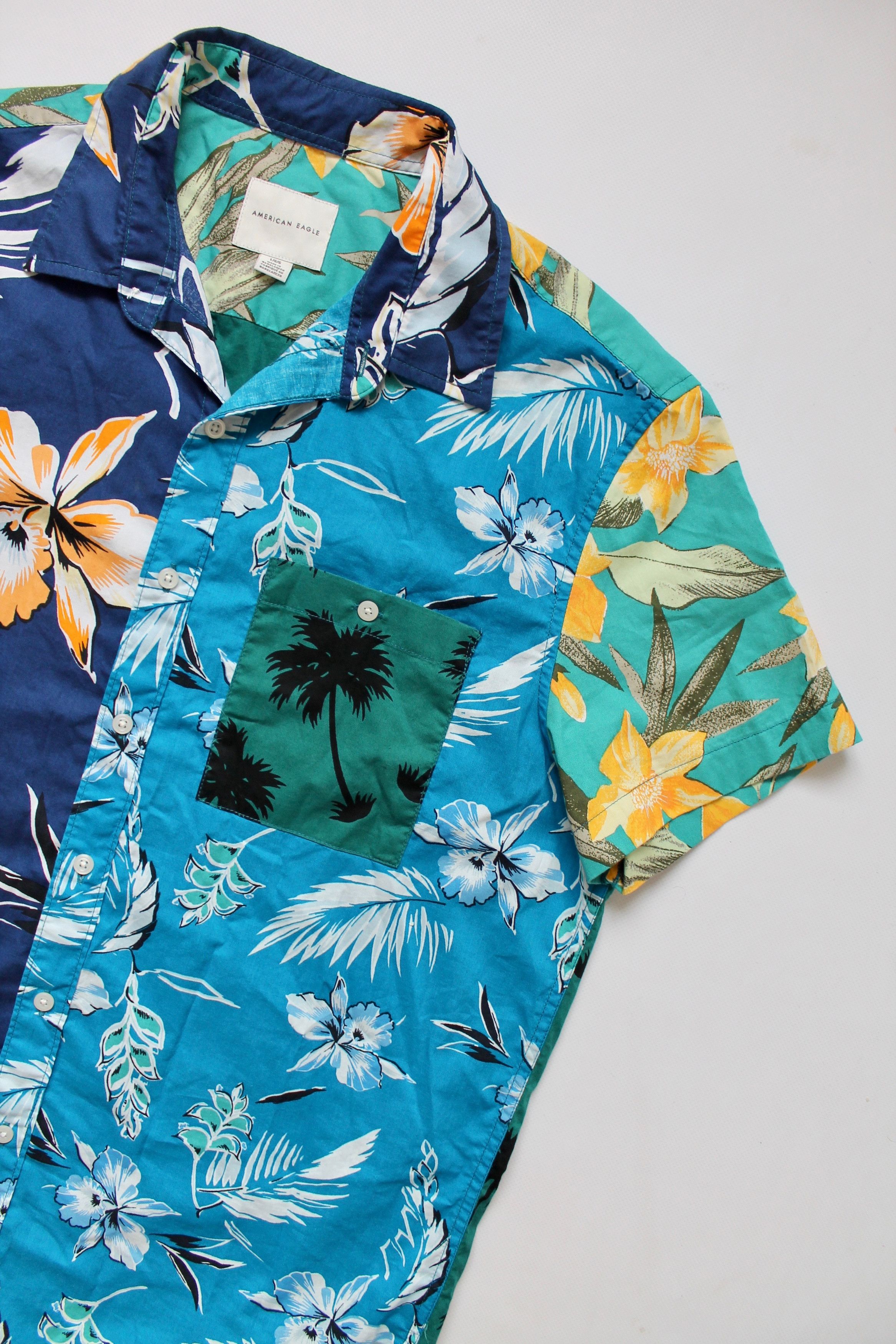 American Eagle Outfitters American Eagle Hawaiian Shirt Floral Multicolor Size US L / EU 52-54 / 3 - 4 Thumbnail