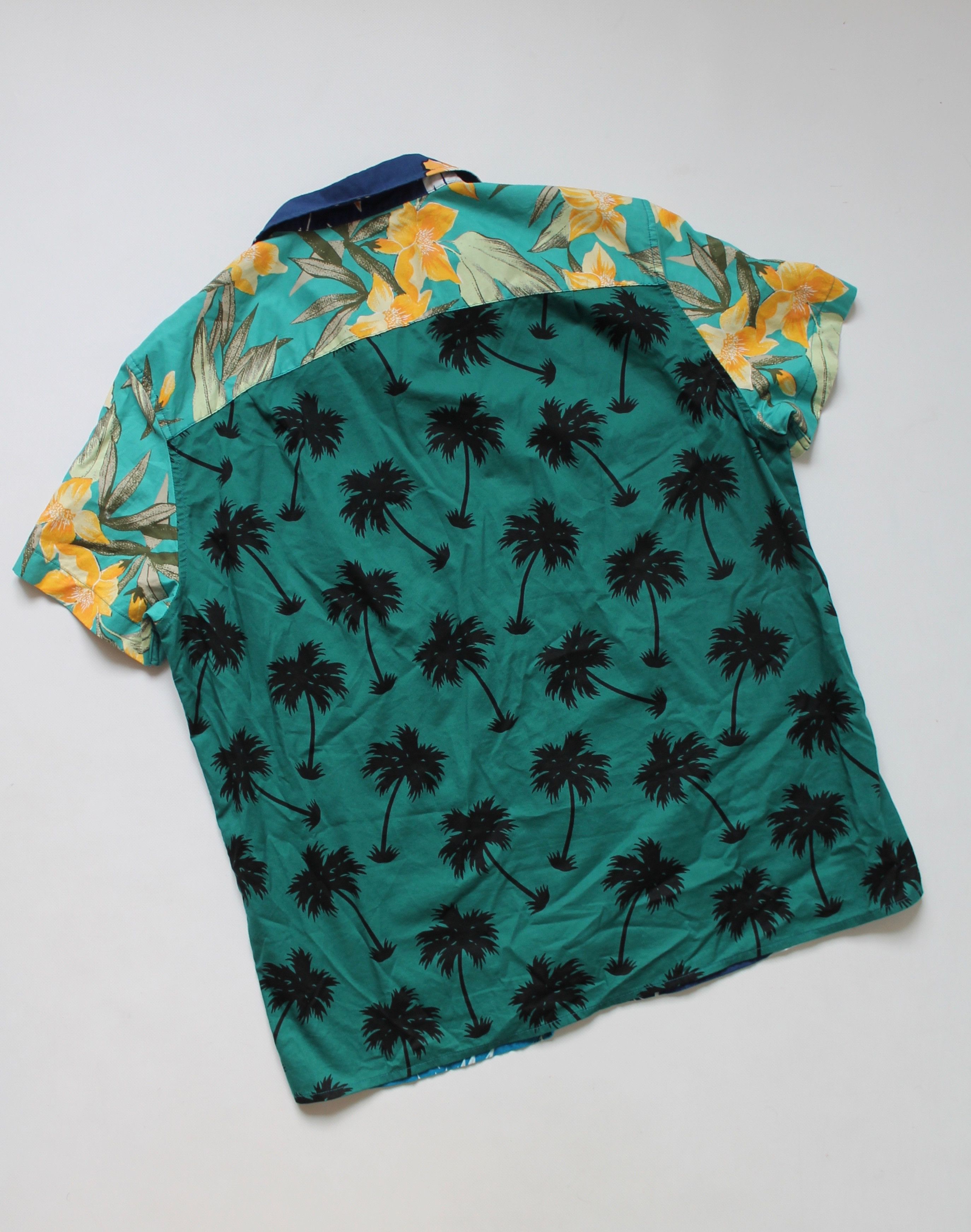 American Eagle Outfitters American Eagle Hawaiian Shirt Floral Multicolor Size US L / EU 52-54 / 3 - 7 Thumbnail
