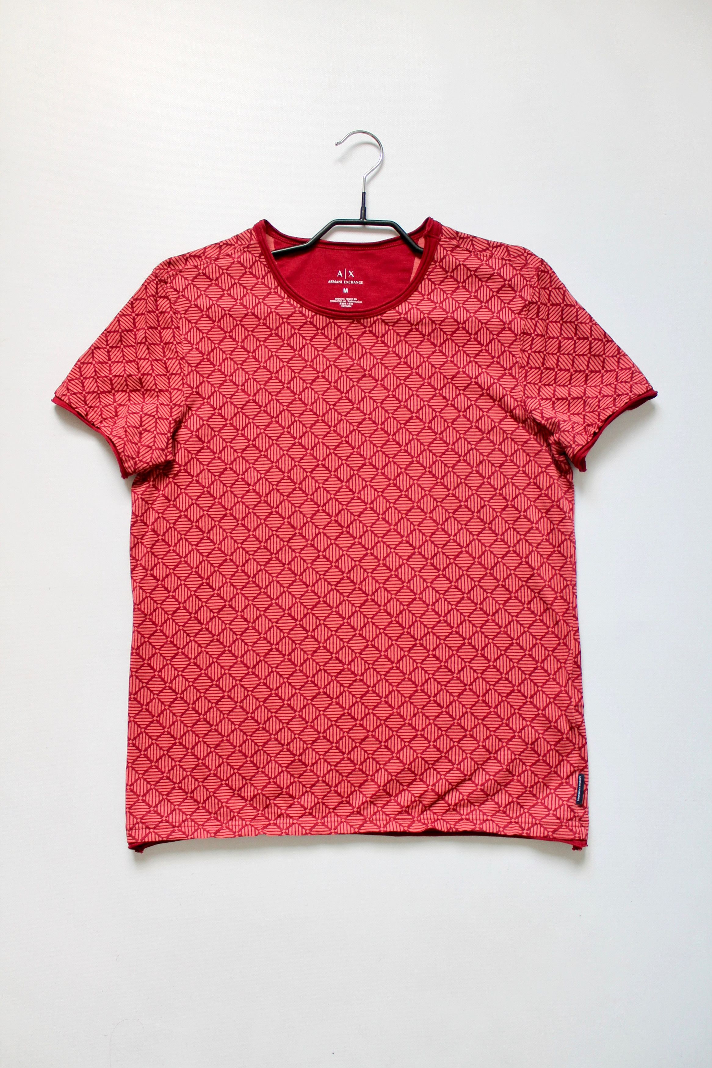 Armani ARMANI EXCHANGE Geometric print burgundy t shirt Size US S / EU 44-46 / 1 - 8 Thumbnail