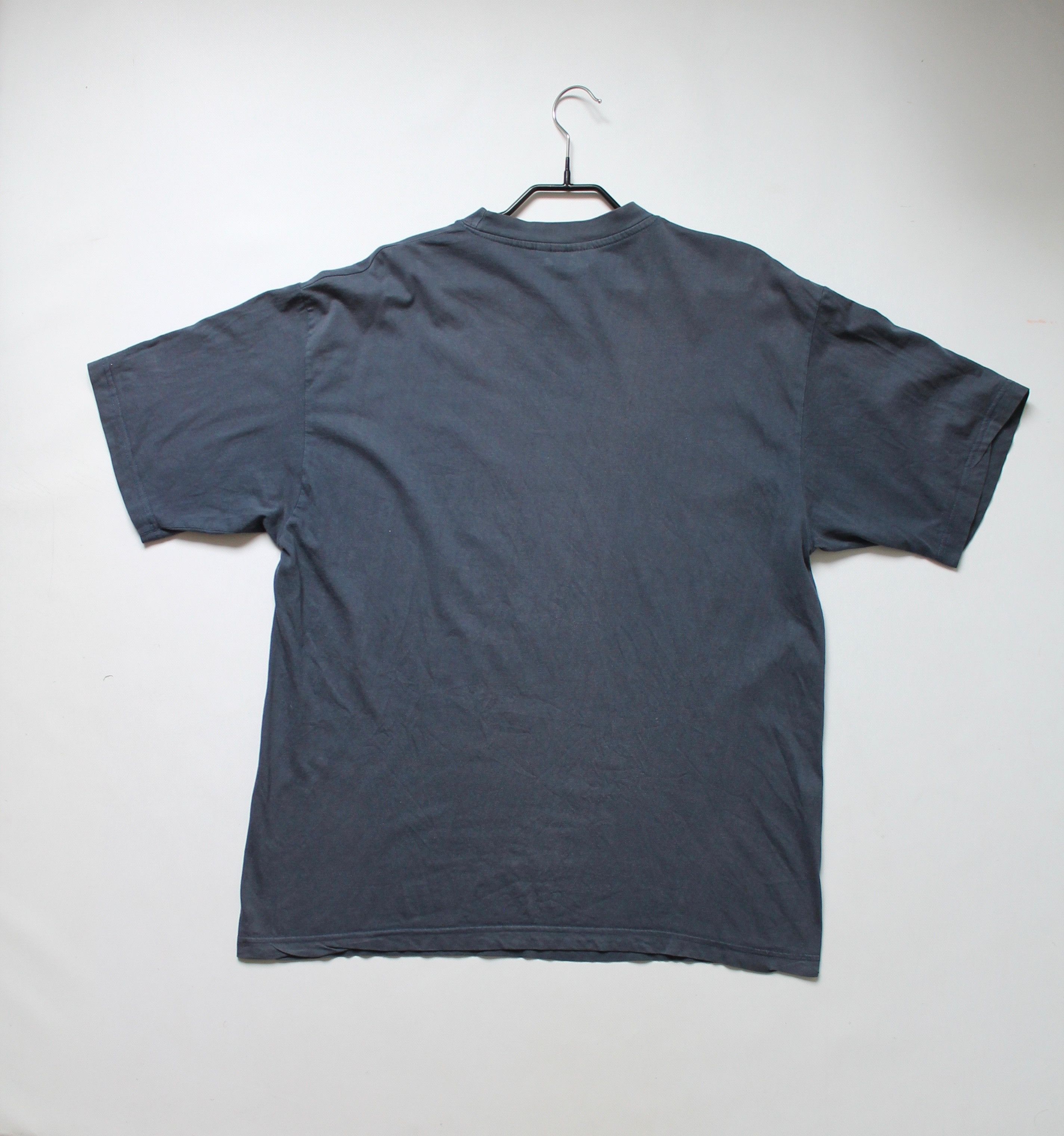 Vintage ART T-shirt "NO WARHOL" faded worn navy blue XL Size US XL / EU 56 / 4 - 8 Thumbnail