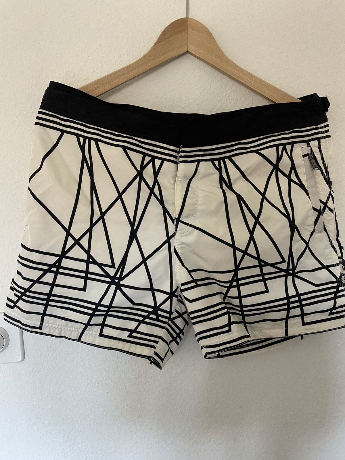Neil Barrett Neil Barrett Board Shorts Geometrical Pattern Size US 30 / EU 46 - 1 Thumbnail