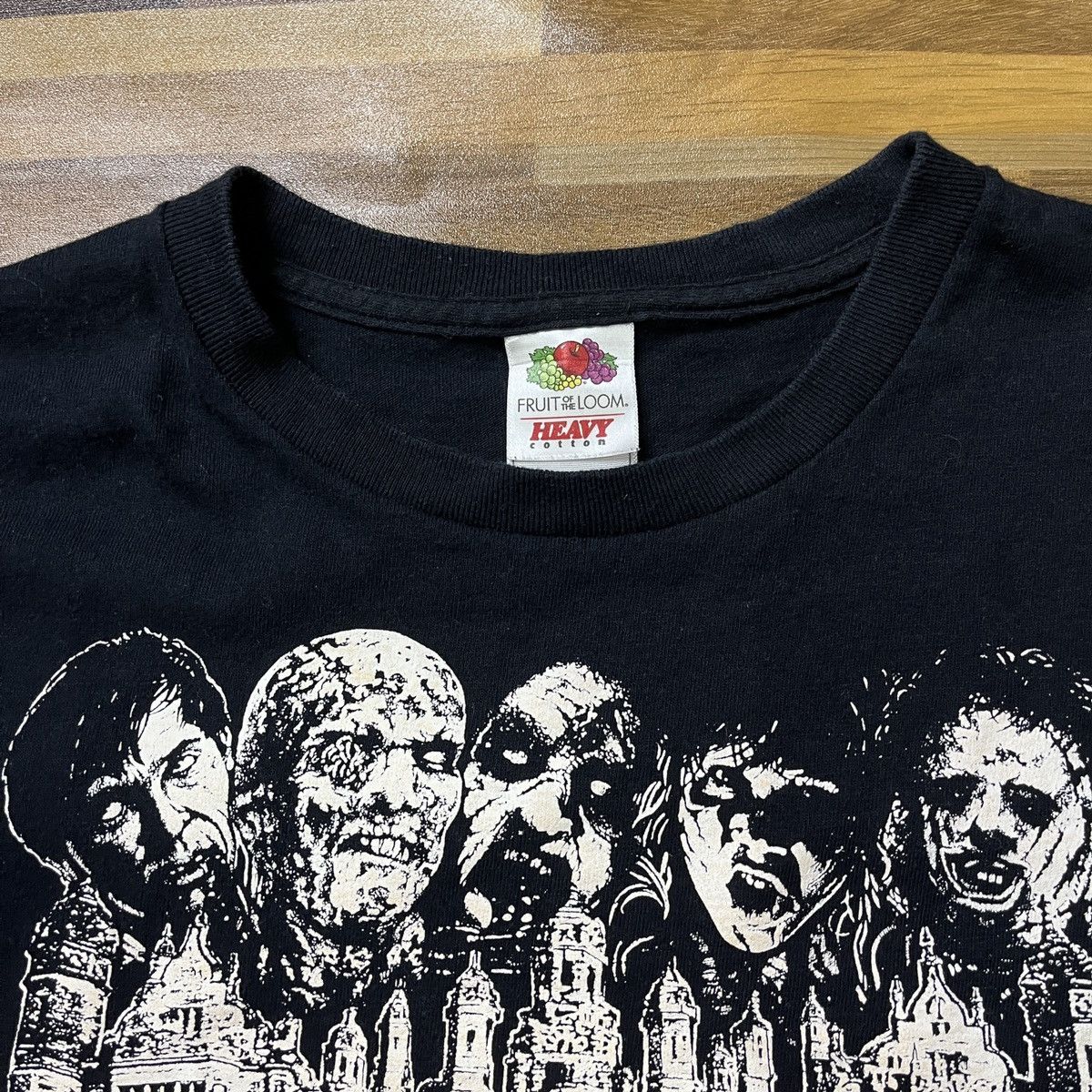Vintage Vintage House Of Horrors Copyright Year 2000 Size US M / EU 48-50 / 2 - 5 Thumbnail