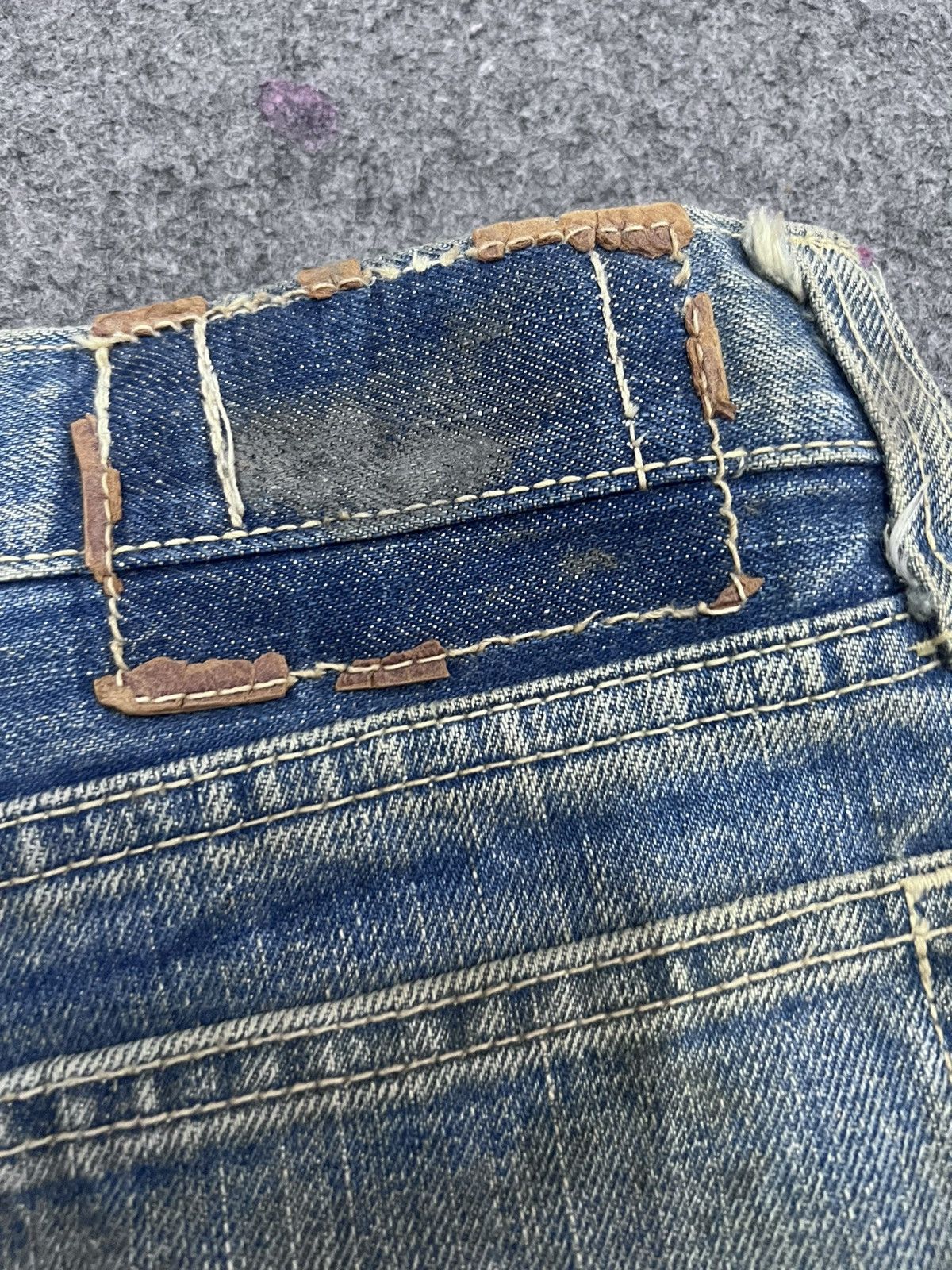 Edwin VINTAGE EDWIN MADE USA THRASHED DENIM PANTS Size US 30 / EU 46 - 6 Thumbnail
