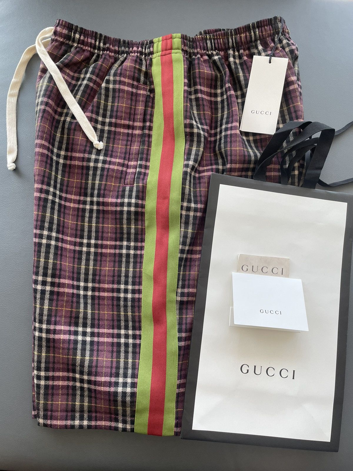 Gucci SS20 Oversized Wool Shorts | Grailed