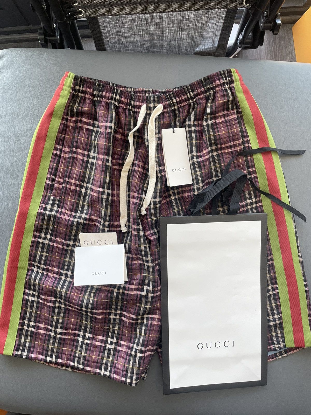 Gucci Oversized Rare Brand New Super Runway Iconic Check Shorts Size US 33 - 6 Thumbnail