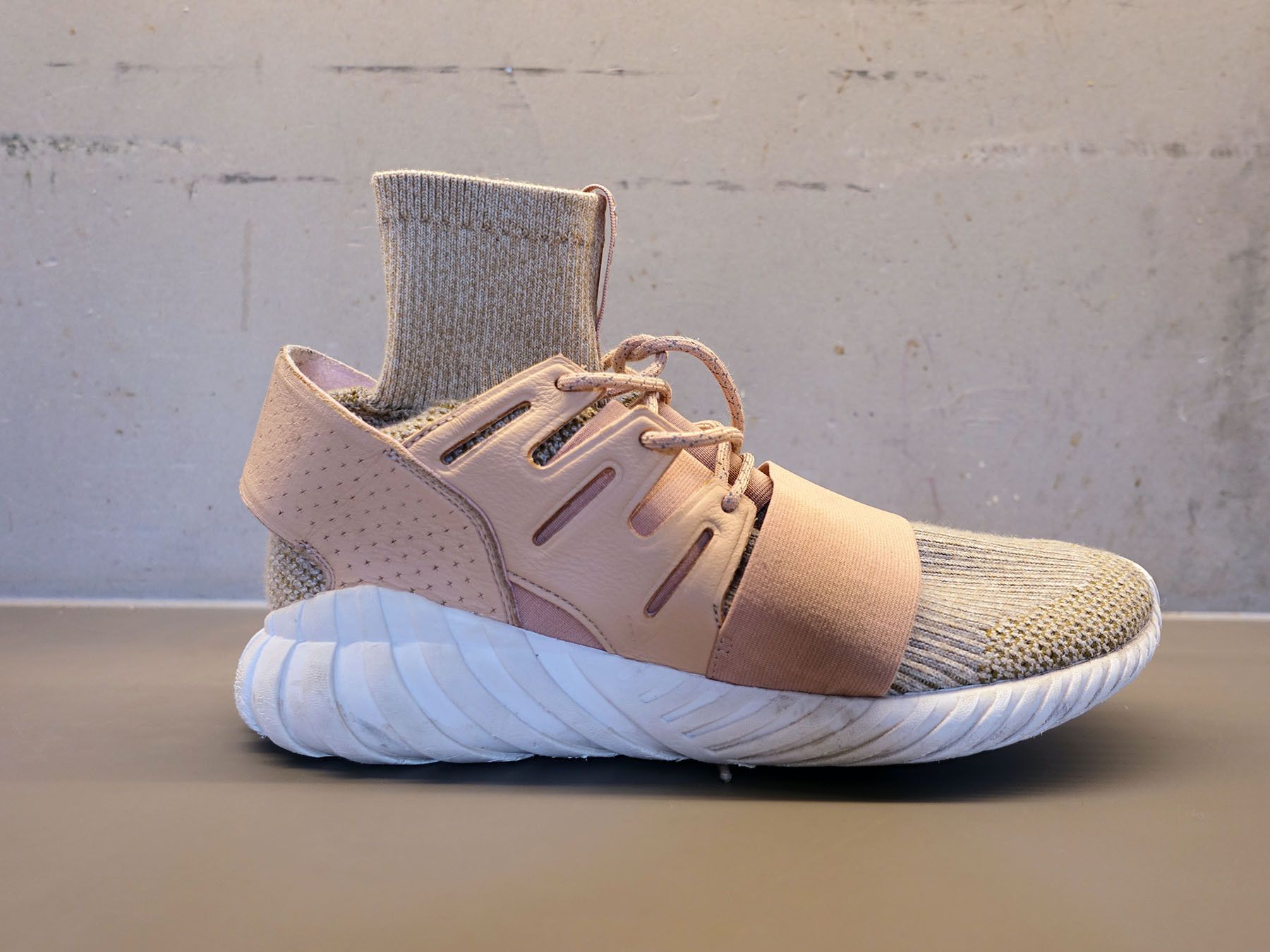 Adidas tubular doom sock on sale beige