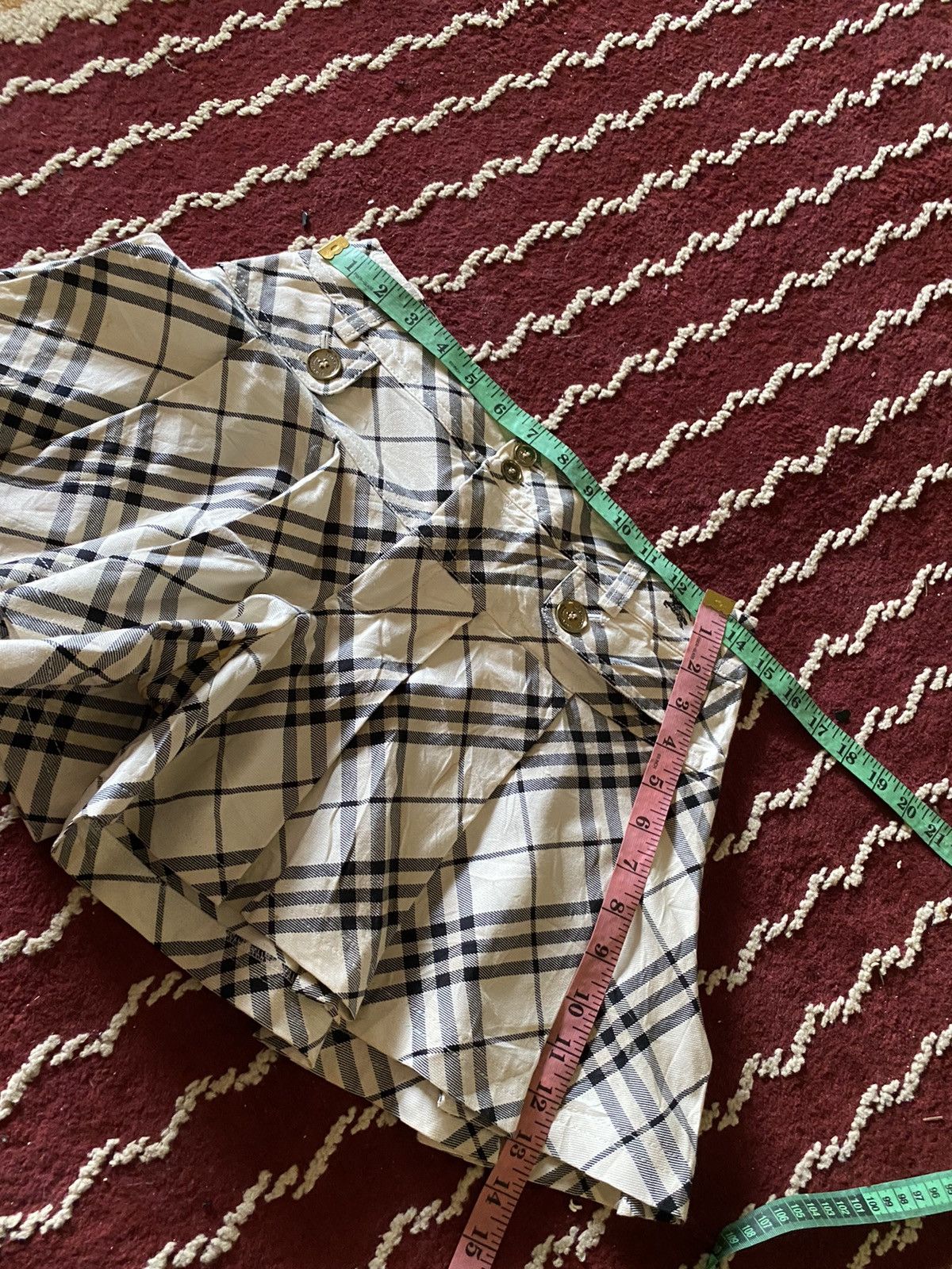 Burberry × Japanese Brand Rare Burberry checkered Short Pants Size US 29 - 7 Thumbnail