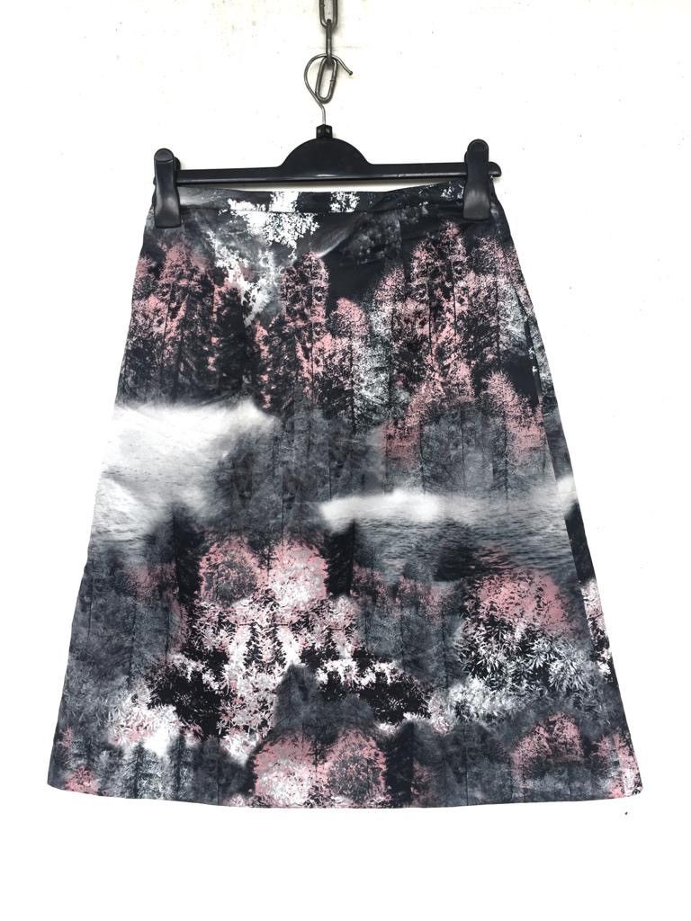 Max Mara 💥Max Mara Overprint Skirt Size 27" / US 4 / IT 40 - 3 Thumbnail
