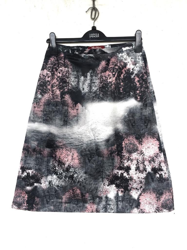 Max Mara 💥Max Mara Overprint Skirt Size 27" / US 4 / IT 40 - 2 Thumbnail