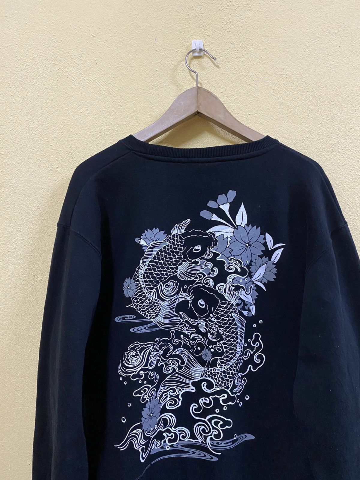 Japanese Brand Rare Karakuri Fish koi Crewneck sweatshirt Size US XL / EU 56 / 4 - 7 Thumbnail