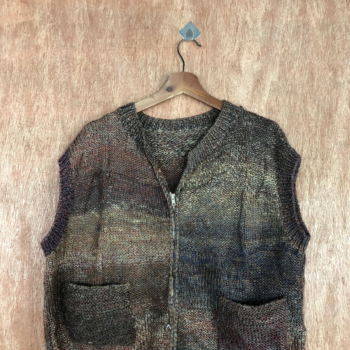 Vintage DL Japan Brown sleeveless Knitwear cardigan Vest #H366 Size US M / EU 48-50 / 2 - 2 Thumbnail