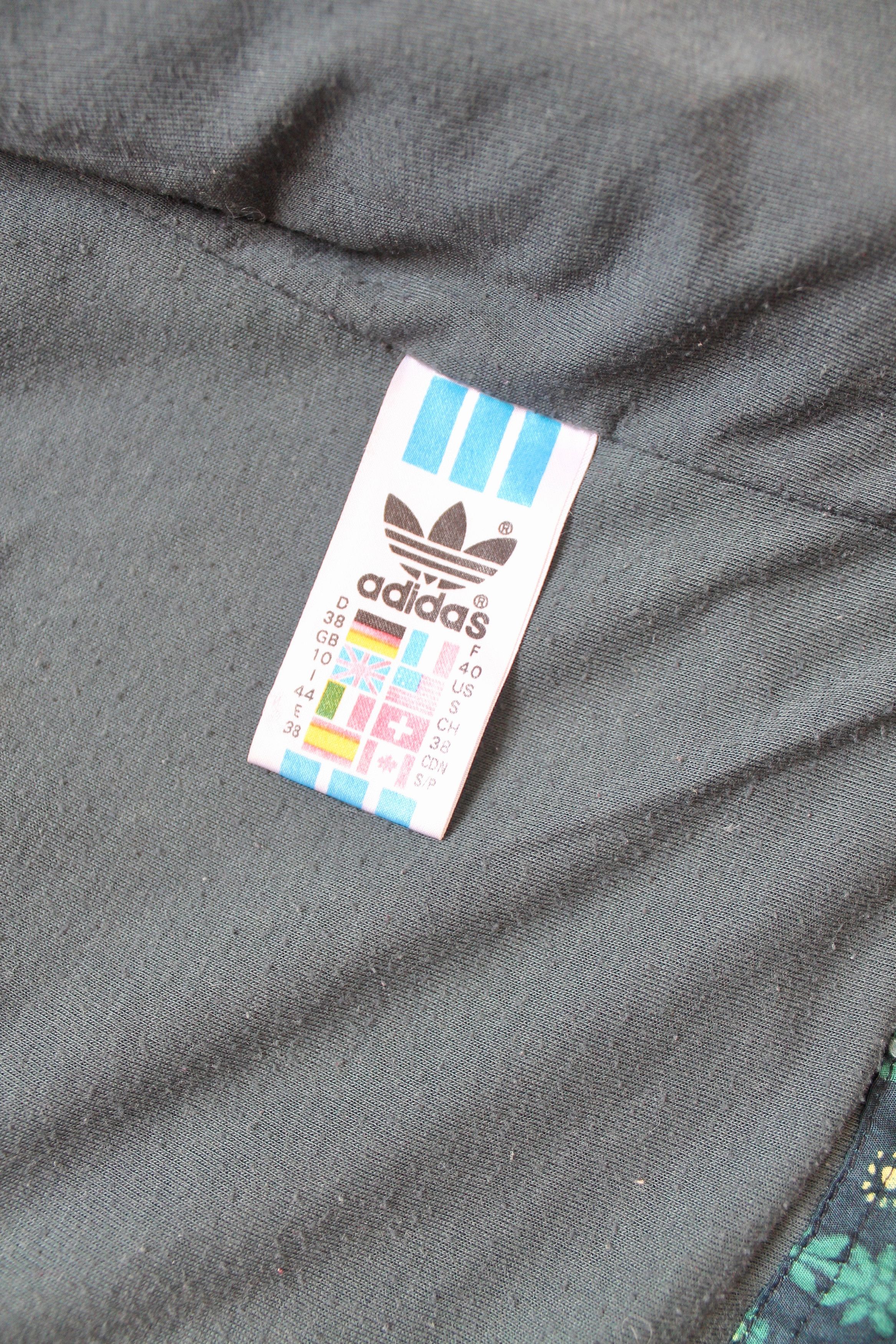 Adidas VINTAGE! ADIDAS Floral light jacket Windbreaker Size US M / EU 48-50 / 2 - 8 Thumbnail