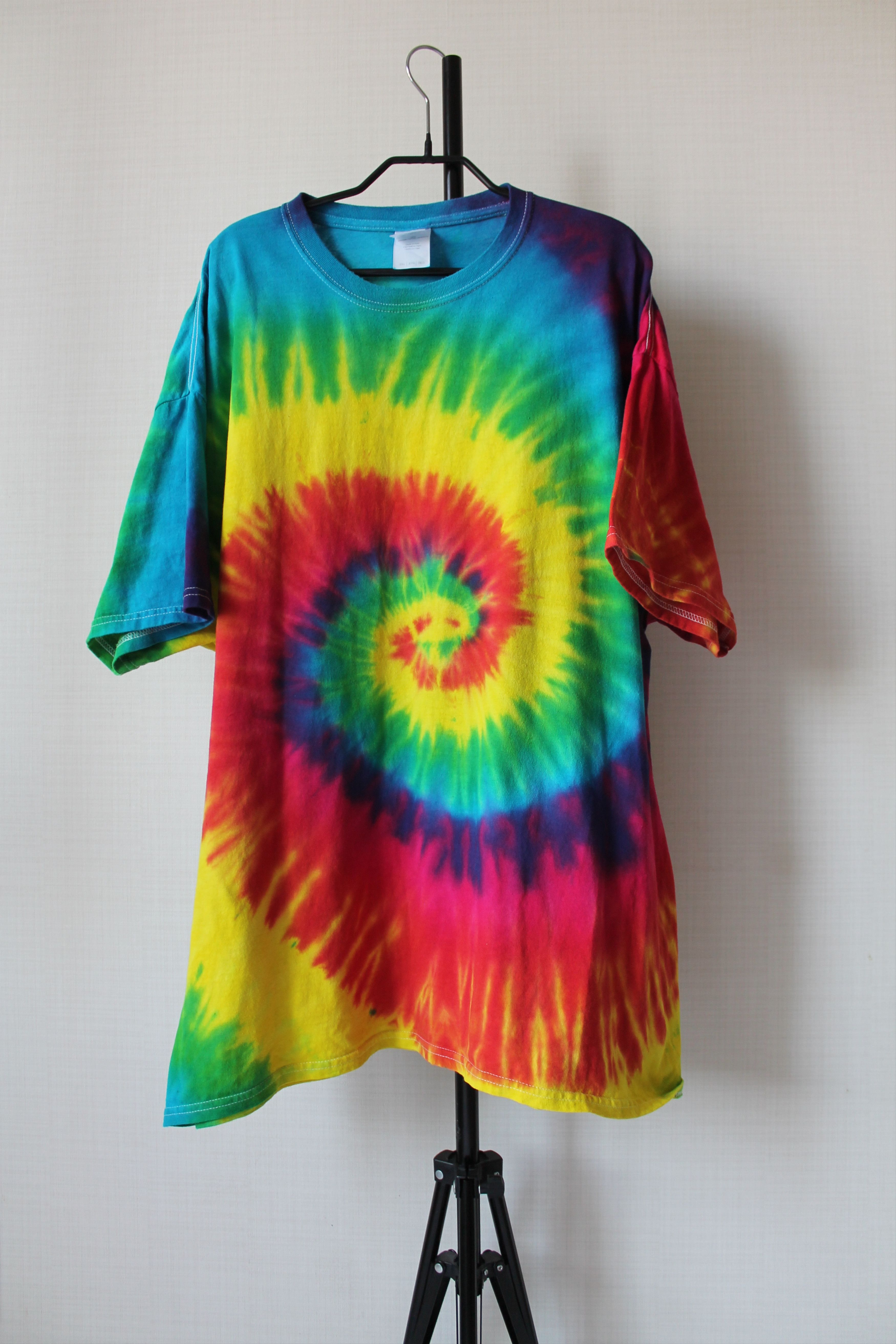 Vintage Vintage Tie Dye Tee t-shirt Streetwear XXL Cotton Size US XXL / EU 58 / 5 - 1 Thumbnail