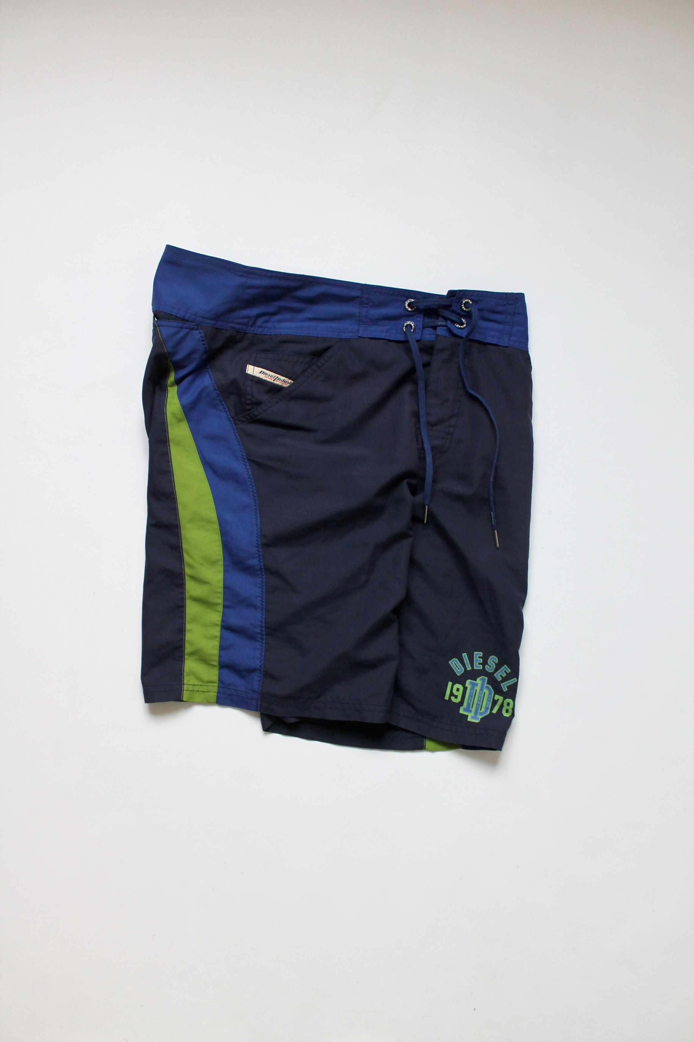 Diesel Vintage! Diesel Swimwear swimming Shorts S - M Size US 31 - 2 Thumbnail