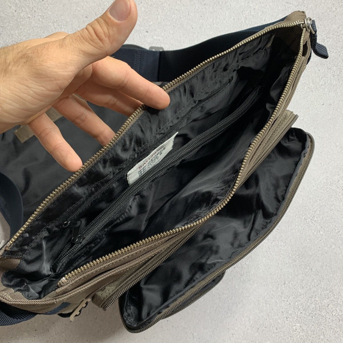 Japanese Brand Vintage GGL George Gina & Lucy “Saturday” Multi Pocket Bag Size ONE SIZE - 20 Thumbnail