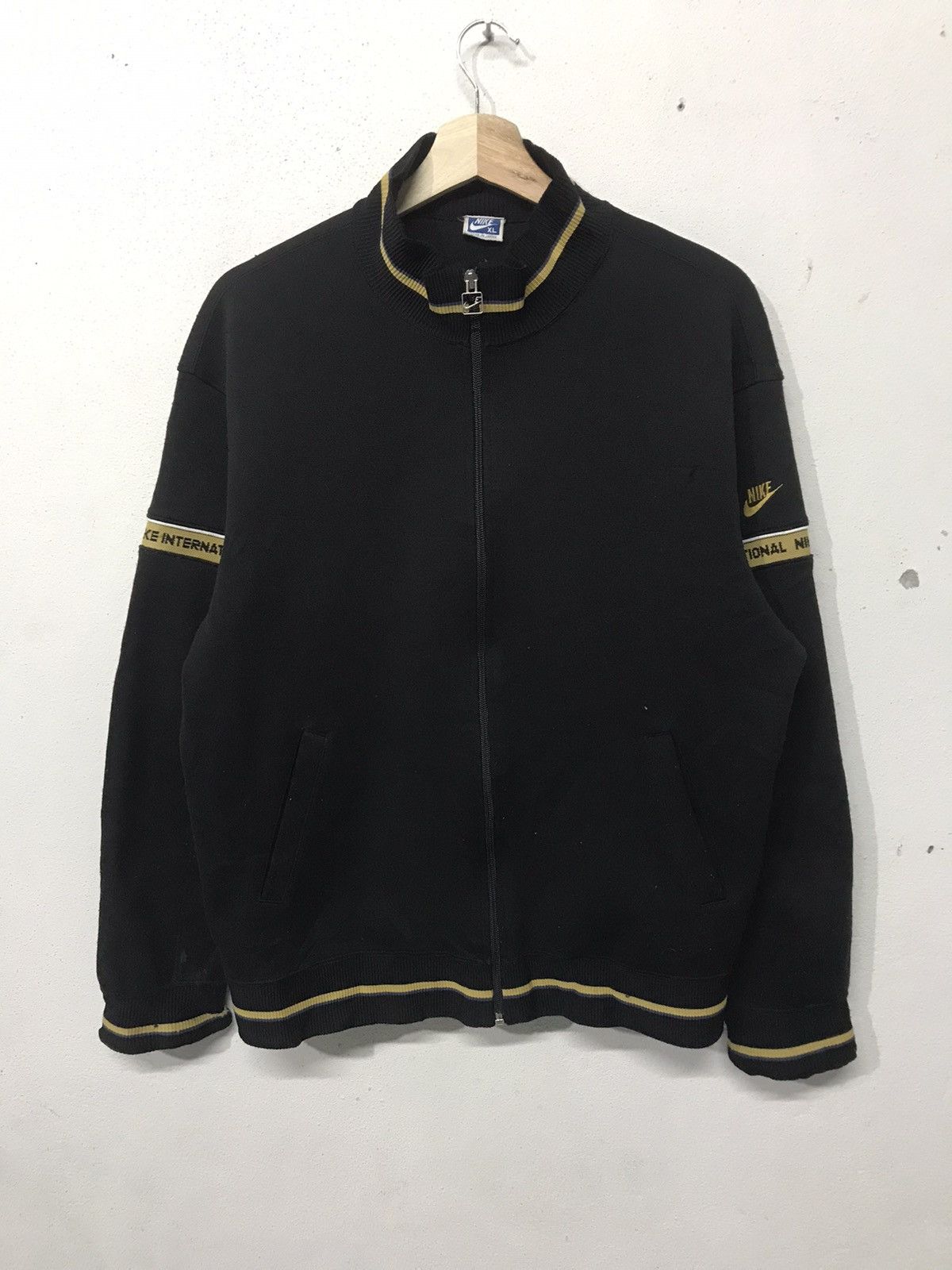 Nike Vintage Nike Sweater Size US XL / EU 56 / 4 - 1 Thumbnail