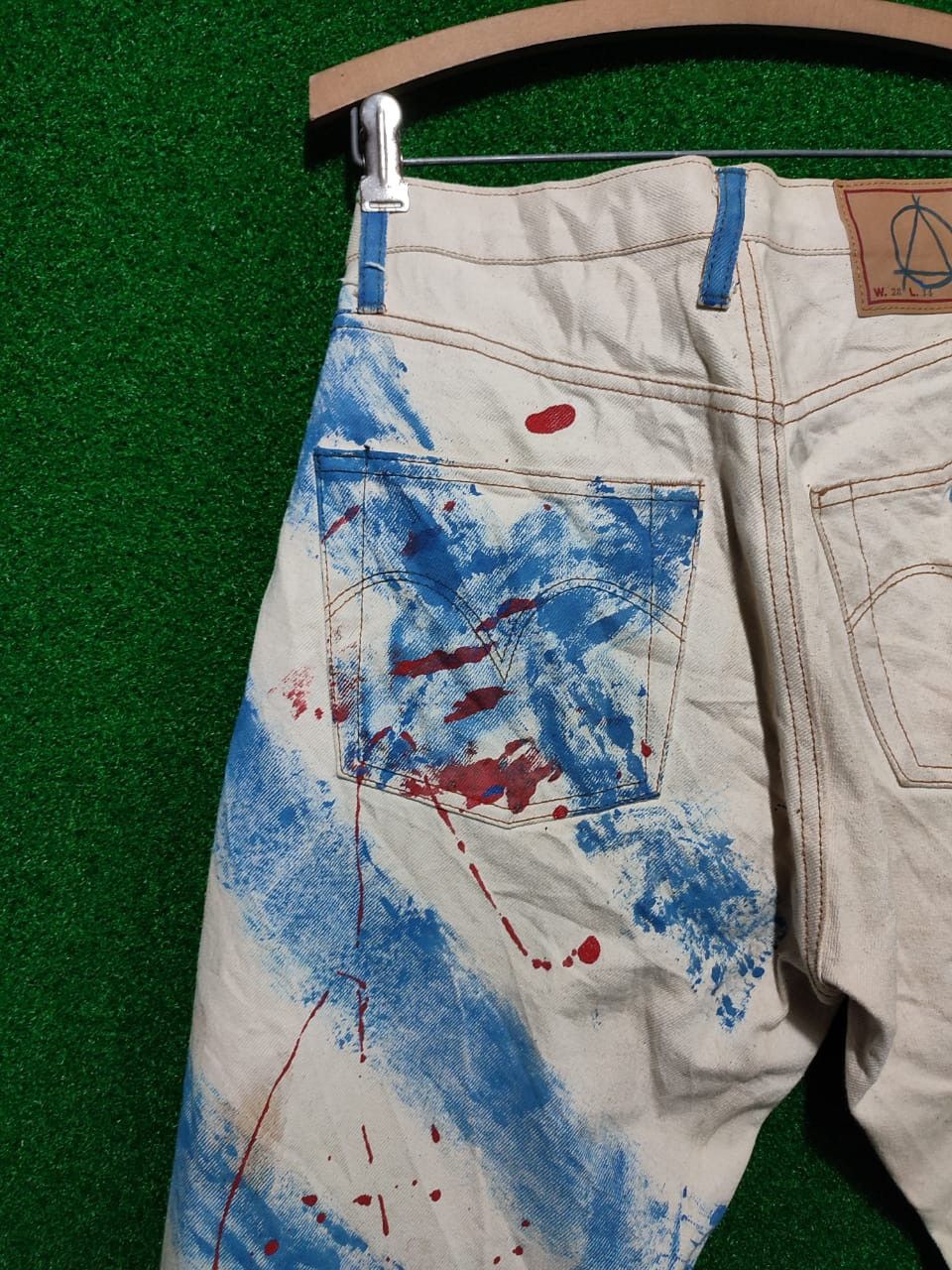 Handmade 🔥 Vintage Hand-Painted Graffiti Denim Jeans Size US 28 / EU 44 - 11 Thumbnail
