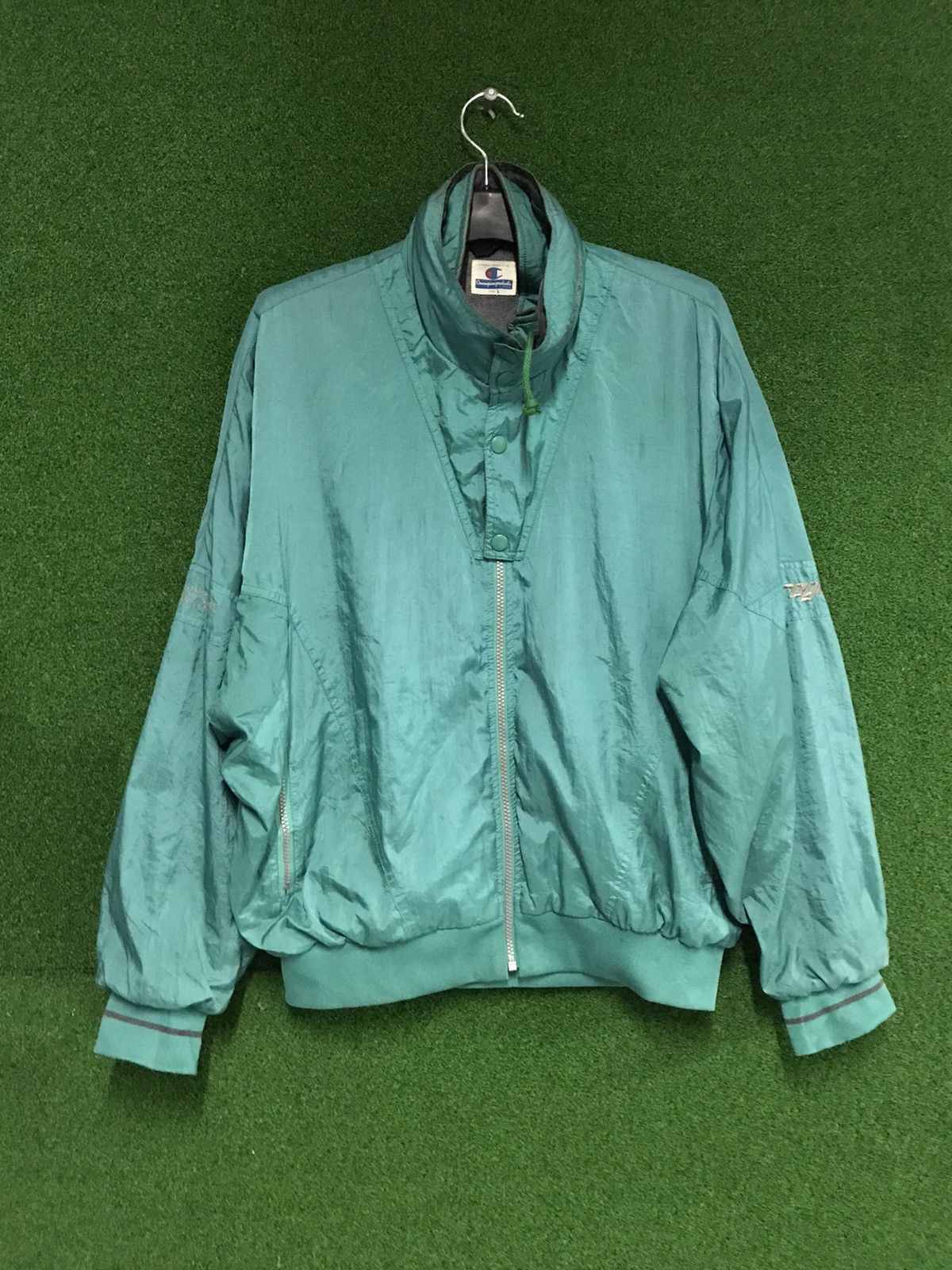 Champion Vintage CHAMPION Light Jacket Made in Japan Size US L / EU 52-54 / 3 - 1 Thumbnail