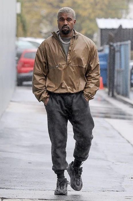 Yeezy windbreaker best sale season 3