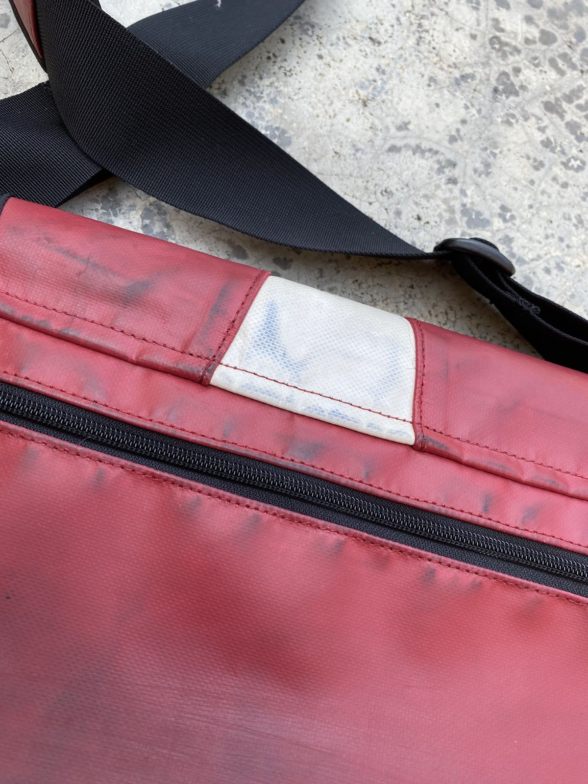 Japanese Brand VAUDE OSKAR Crossbody Messenger Water Resist Wash Off Size ONE SIZE - 8 Thumbnail