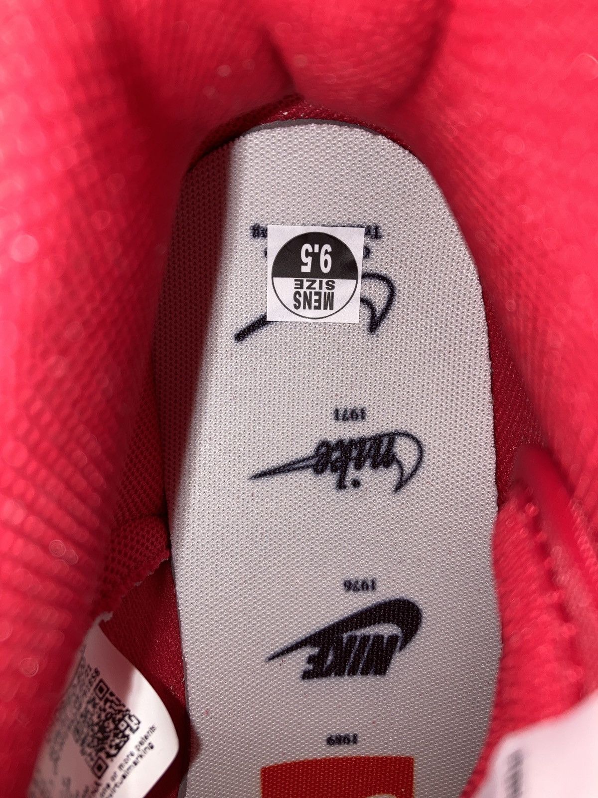 Nike Nike Dunk High First Use Red Size US 9.5 / EU 42-43 - 6 Thumbnail