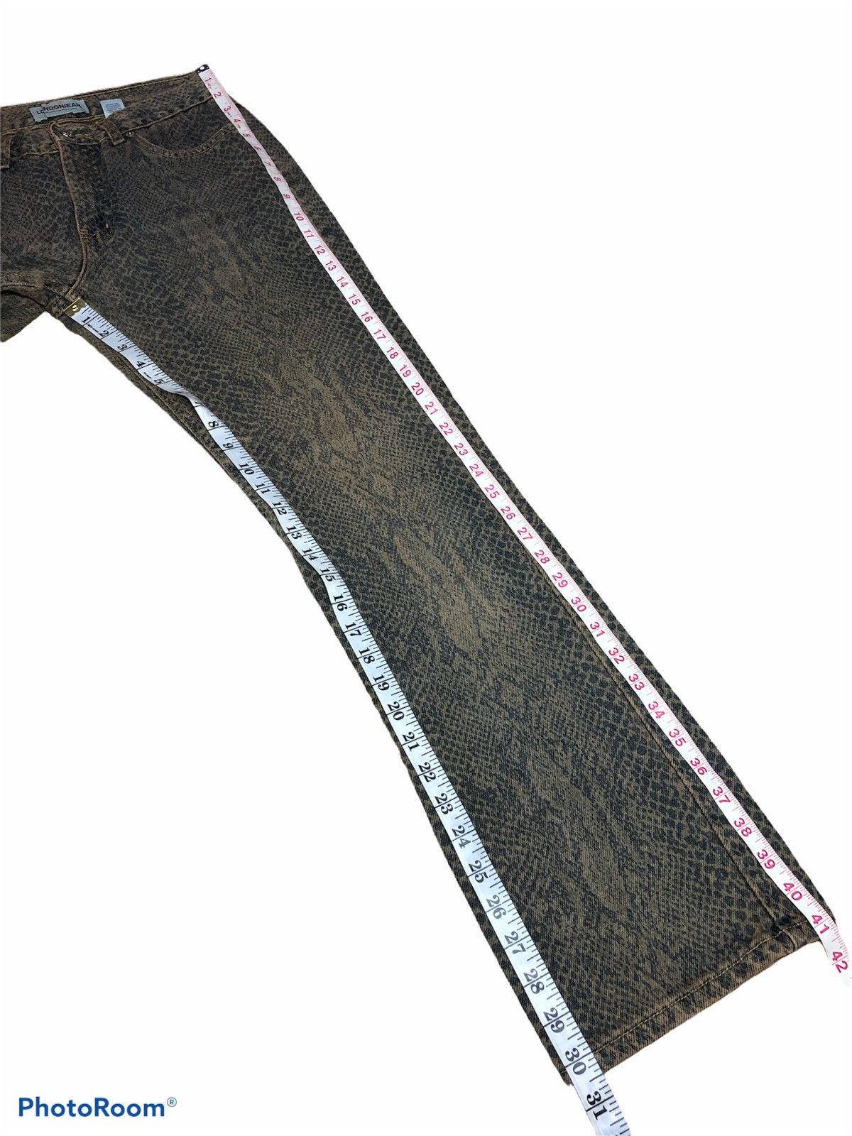 Vintage FLARED⚡️⚡️PRINTED SNAKE SKIN MOTIVE RUSTY DENIM BY LONDON JEAN Size US 28 / EU 44 - 10 Thumbnail