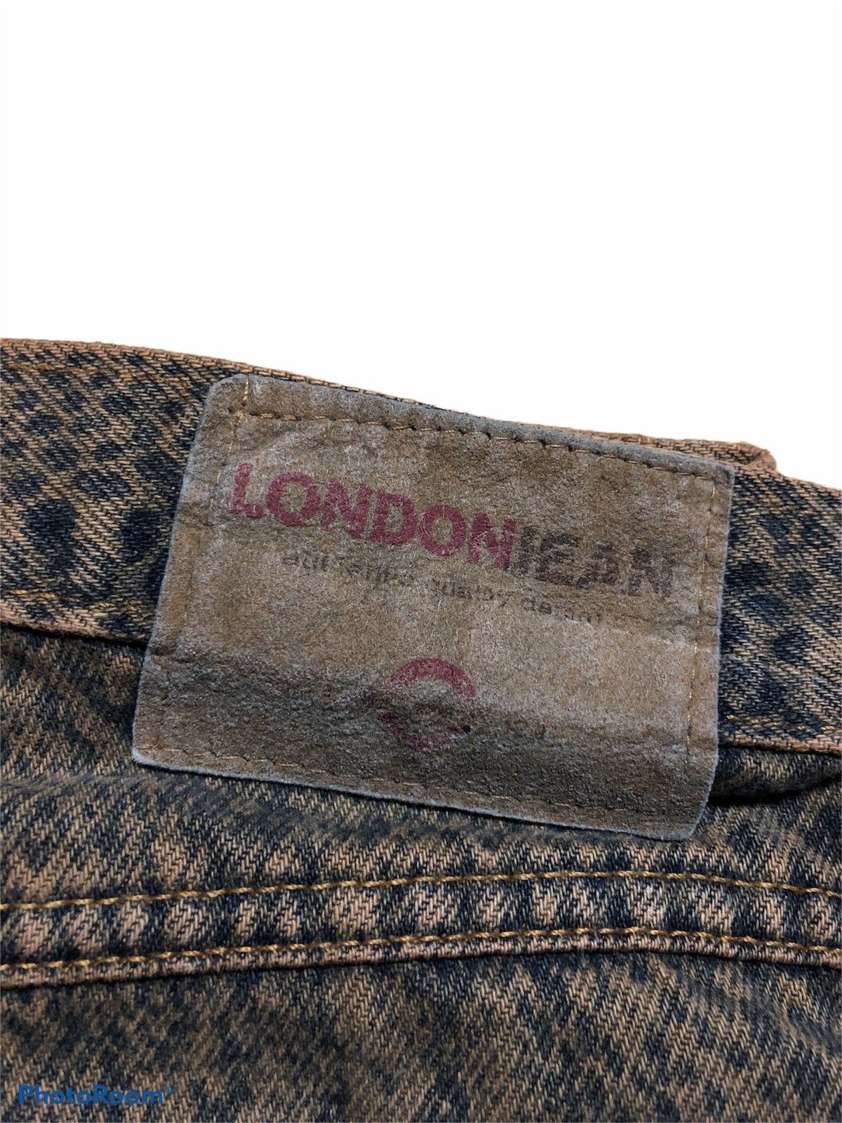 Vintage FLARED⚡️⚡️PRINTED SNAKE SKIN MOTIVE RUSTY DENIM BY LONDON JEAN Size US 28 / EU 44 - 4 Thumbnail