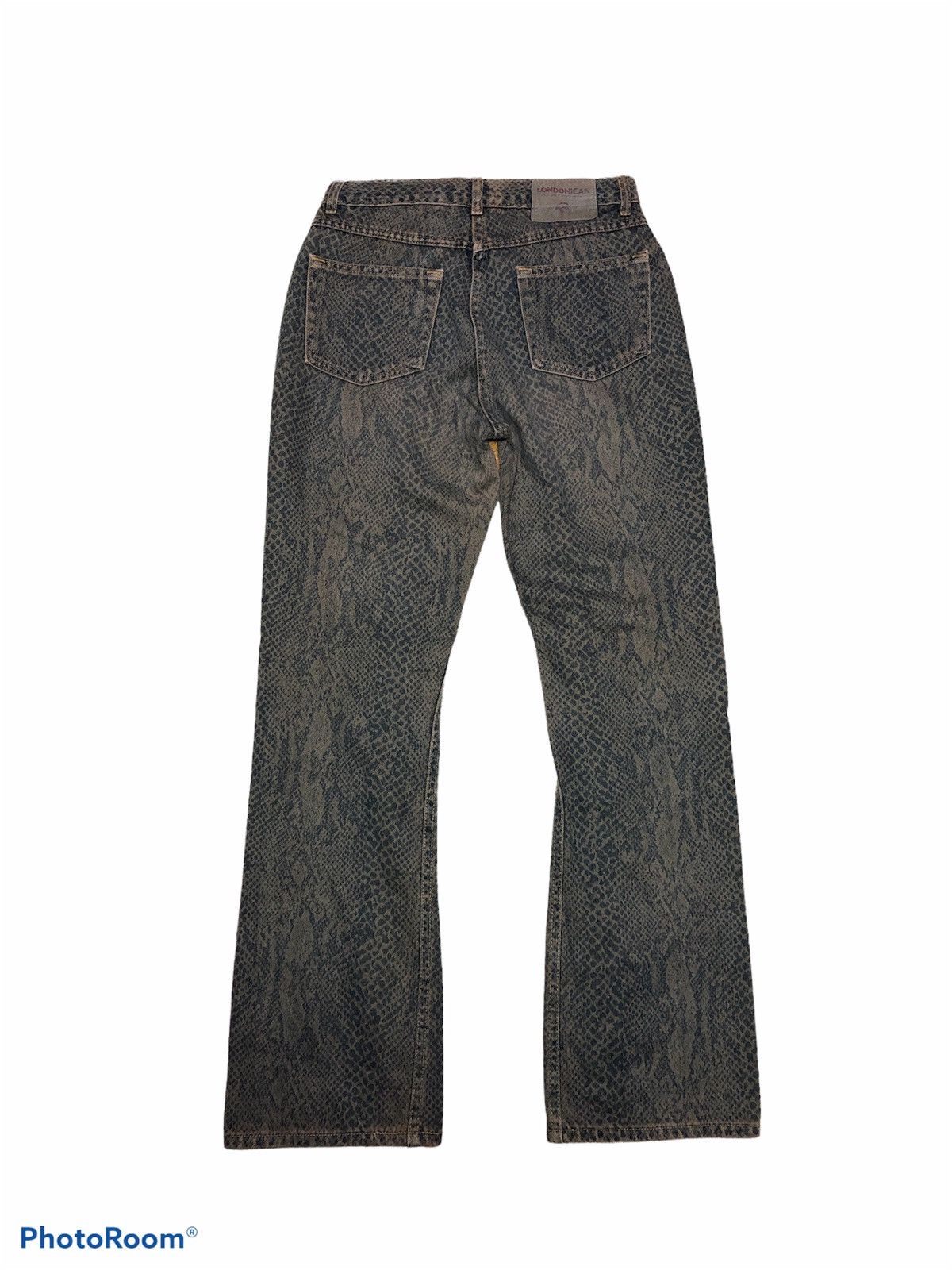 Vintage FLARED⚡️⚡️PRINTED SNAKE SKIN MOTIVE RUSTY DENIM BY LONDON JEAN Size US 28 / EU 44 - 2 Thumbnail