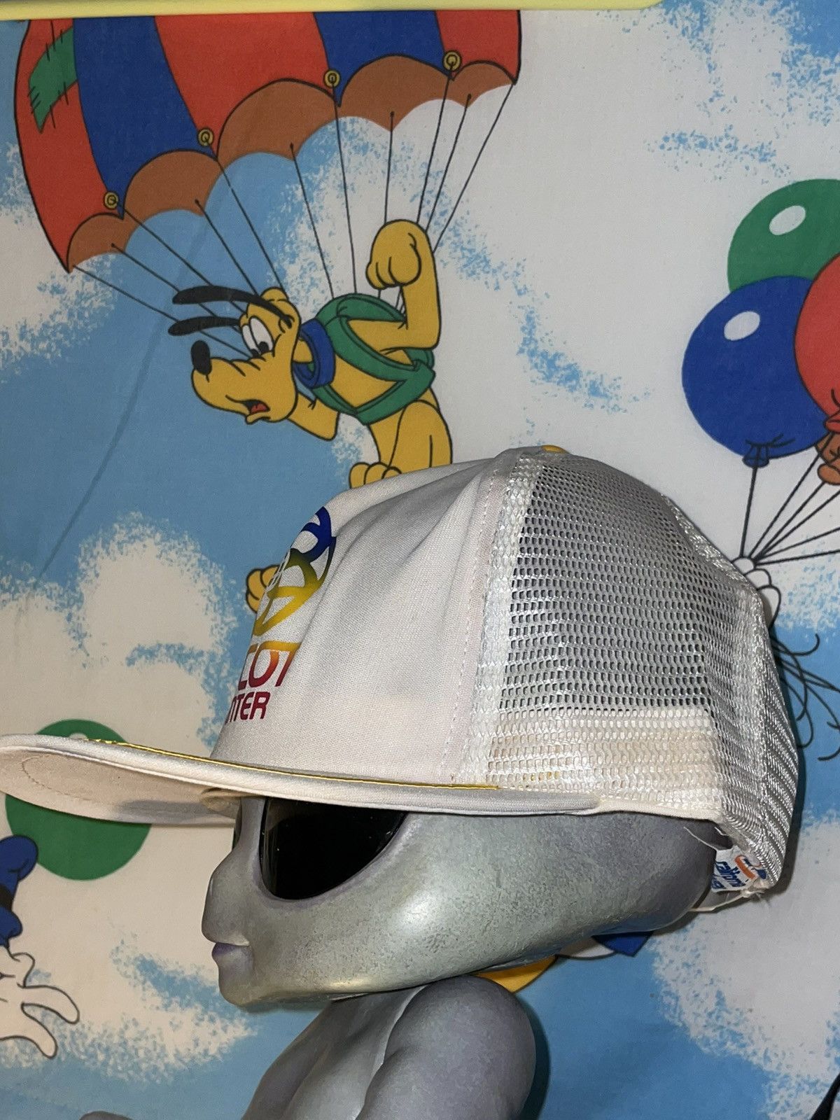 Disney 80s EPCOT CENTER Disney World Trucker Hat kidcore snapback Size ONE SIZE - 5 Thumbnail