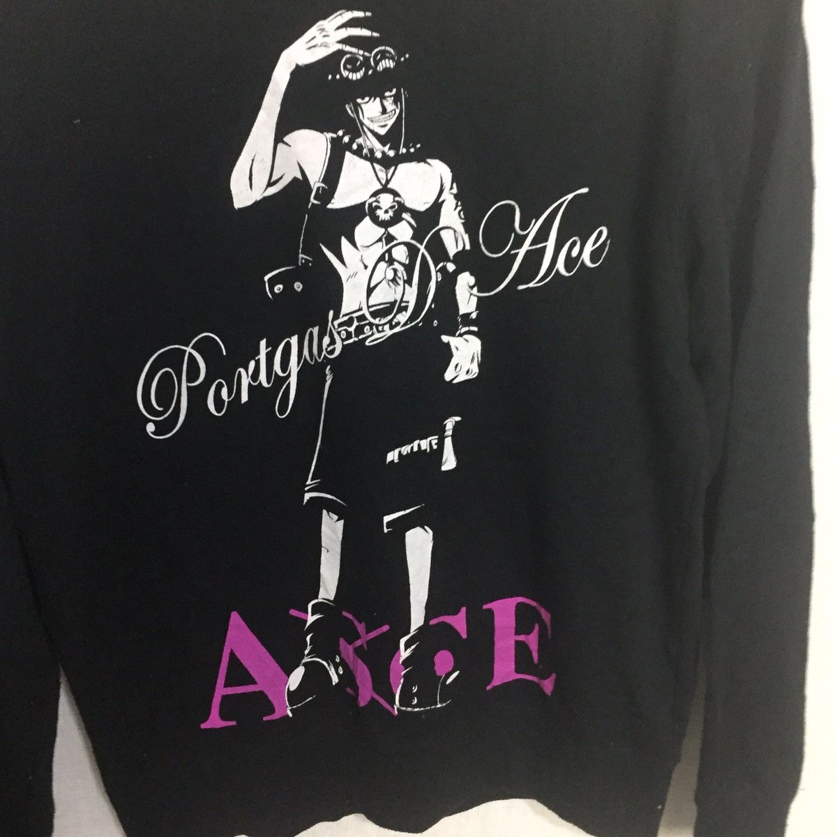 One Piece One piece portgas ace big print Size US M / EU 48-50 / 2 - 2 Thumbnail