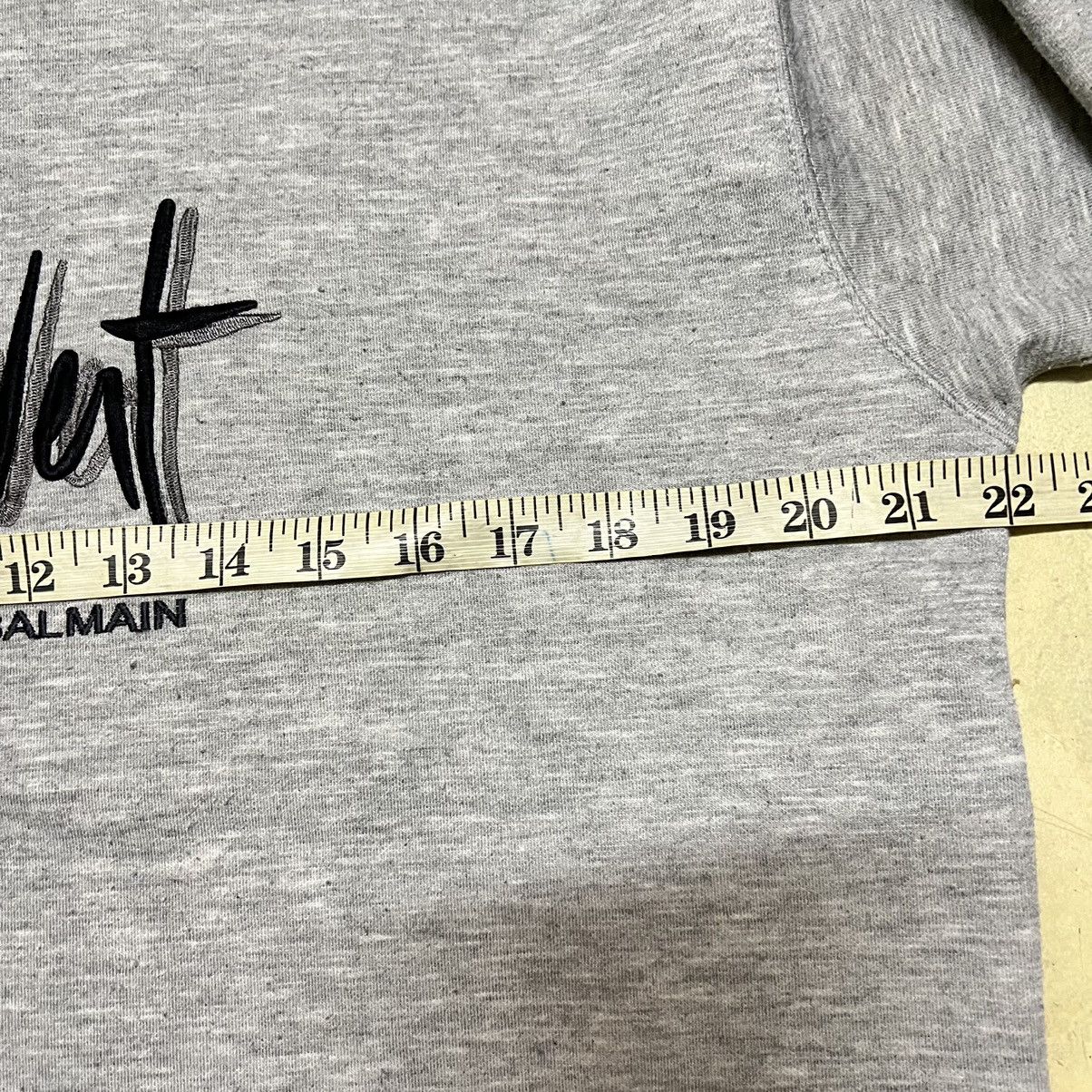 Pierre Balmain Vintage Pierre Balmain Big Logo Sweatshirt Size US M / EU 48-50 / 2 - 6 Thumbnail