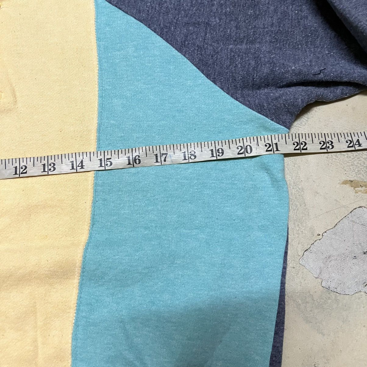Japanese Brand × Vintage Vintage Takashimaya Colour Block Sweatshirt Size US L / EU 52-54 / 3 - 5 Thumbnail