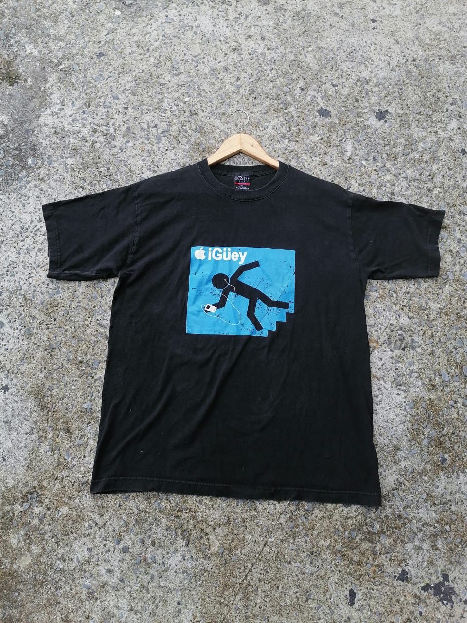 Apple iGuey Apple Tee Size US L / EU 52-54 / 3 - 1 Thumbnail