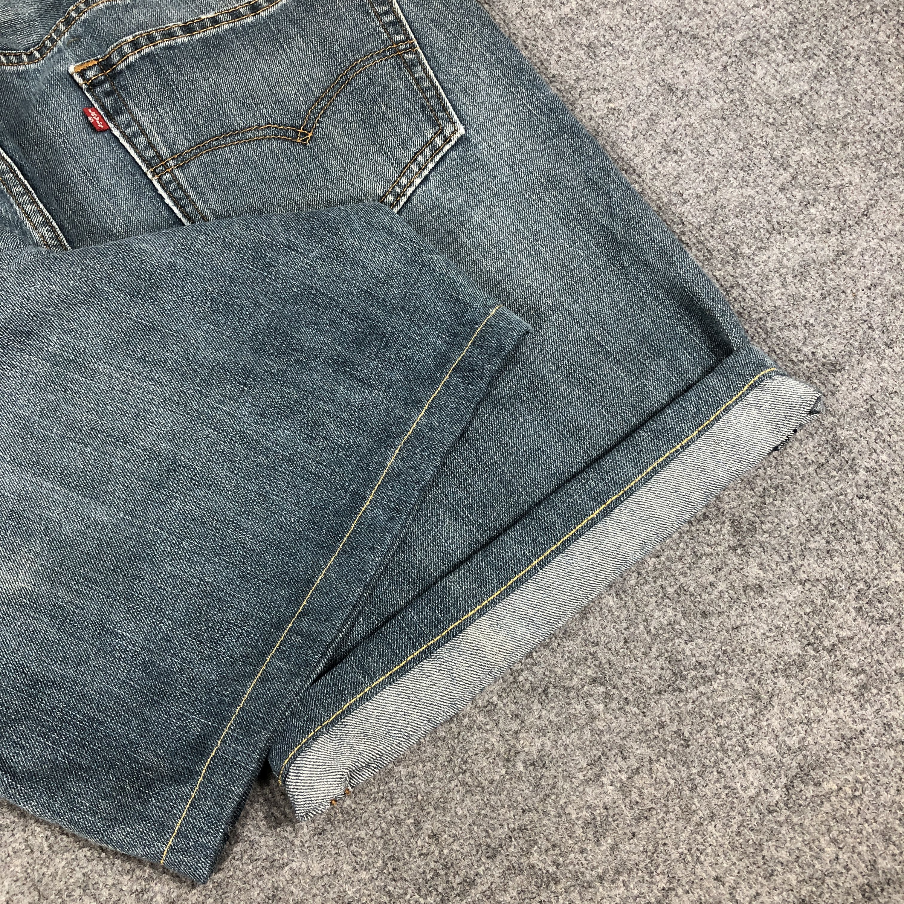 Levi's × Vintage Vintage Levis 559 Levis Jeans L912 Size US 43 - 3 Thumbnail