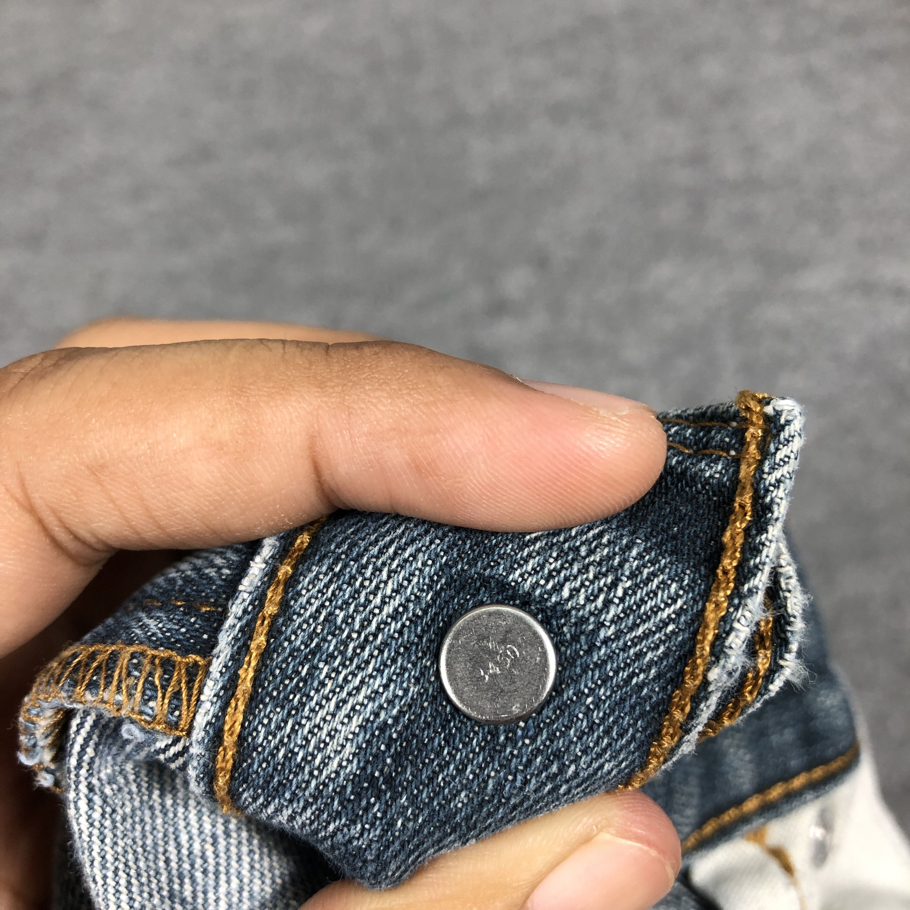 Levi's × Vintage Vintage Levis 559 Levis Jeans L912 Size US 43 - 6 Thumbnail
