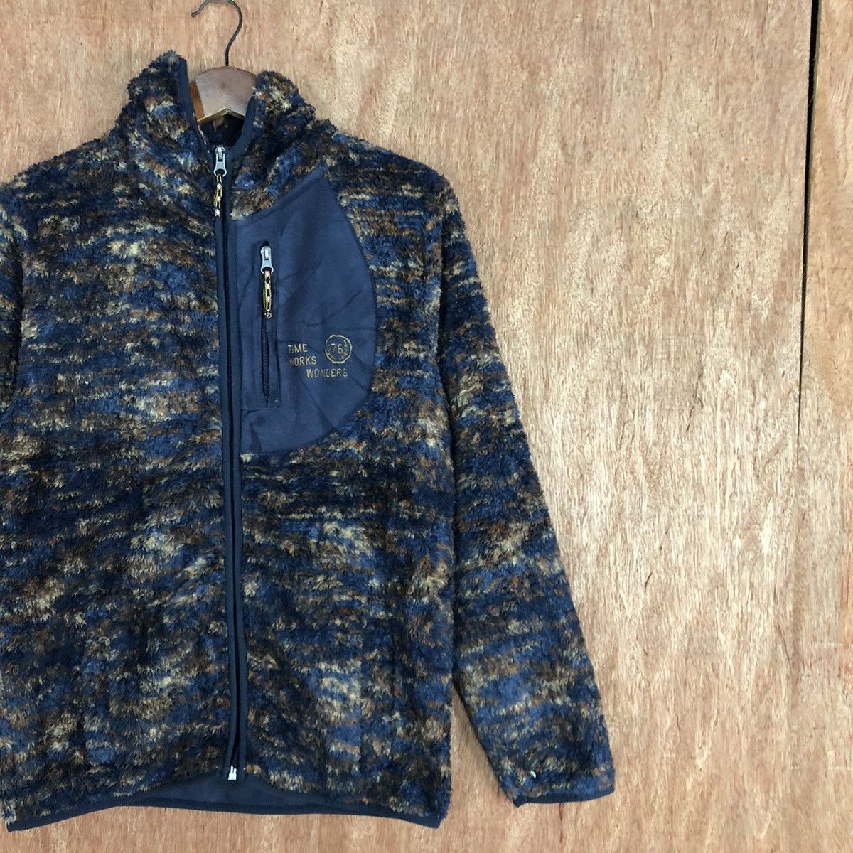Japanese Brand Vent Couveut Dark Blue Mohair fleece hoodie Sweater #H370 Size US M / EU 48-50 / 2 - 5 Thumbnail