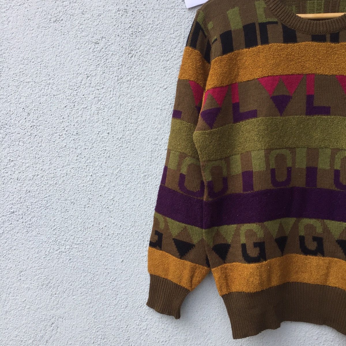 Aran Isles Knitwear Japanese Vintage Colourful Striped Jumper Knitwear Size US M / EU 48-50 / 2 - 4 Thumbnail