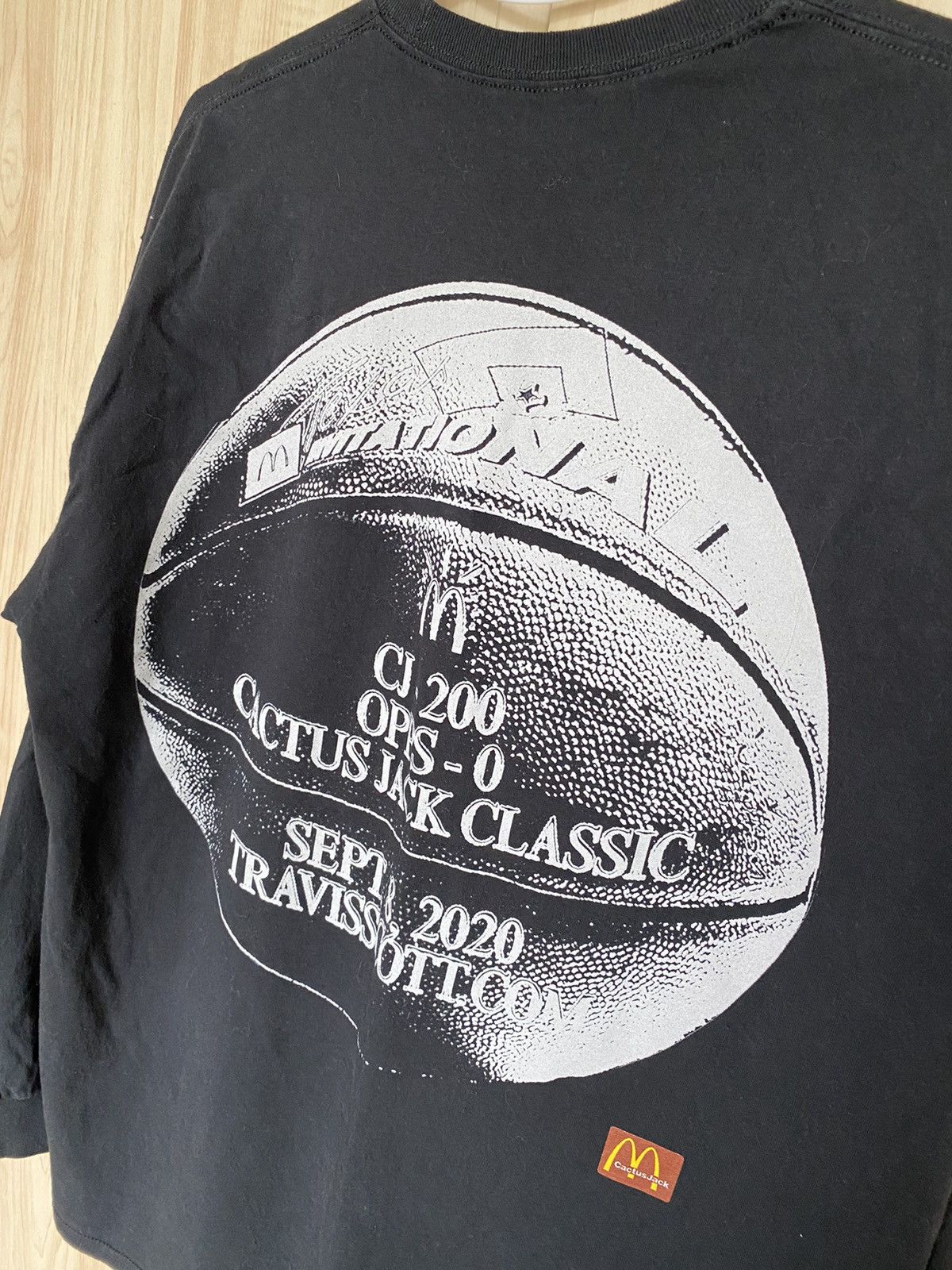 Travis Scott Cactus Jack Travis Scott McDonald’s Longsleeve Size US L / EU 52-54 / 3 - 4 Thumbnail