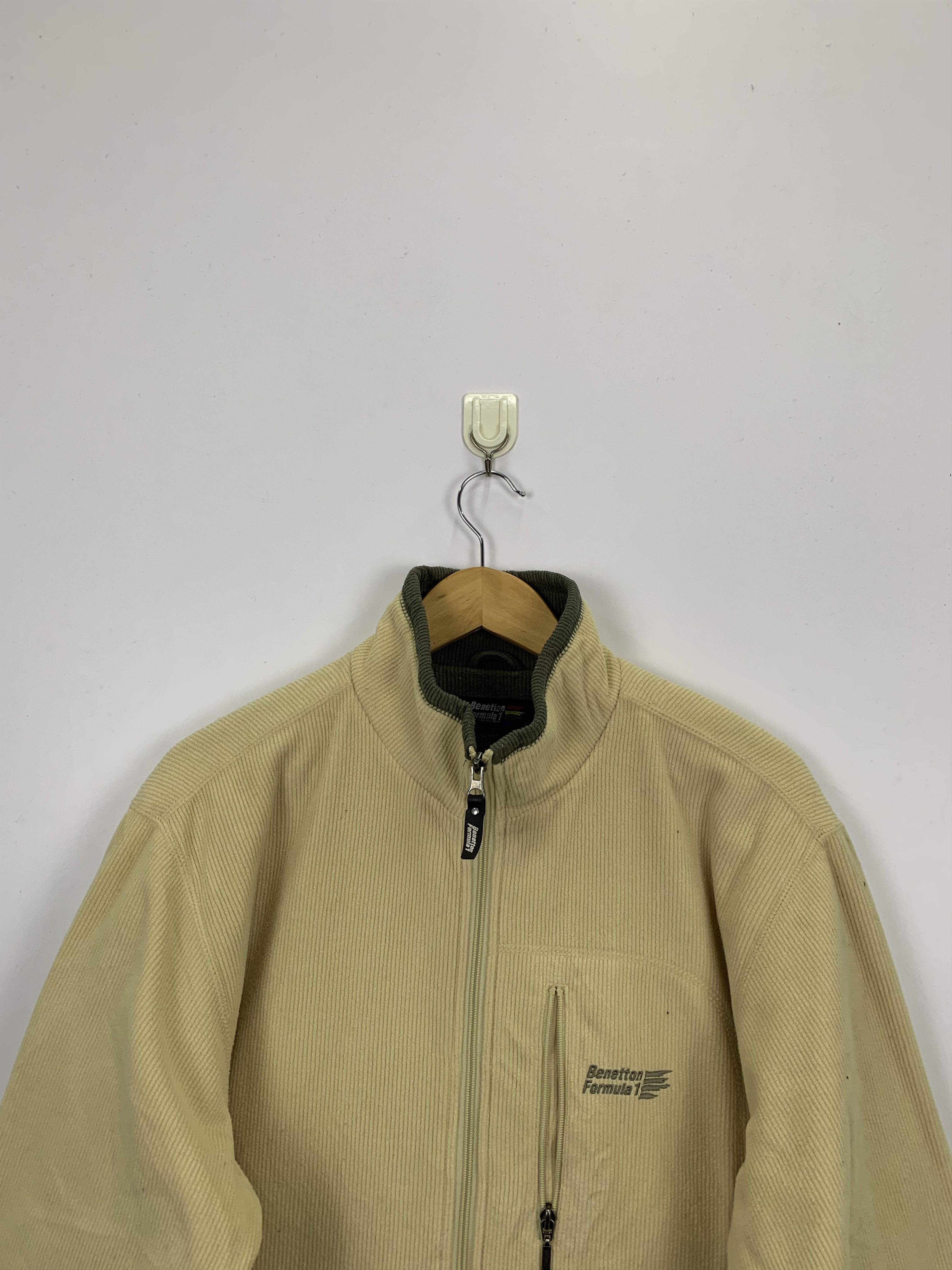 Benetton Vintage Benetton Formula 1 Fleece Racing Jacket J0885 Size US L / EU 52-54 / 3 - 2 Thumbnail