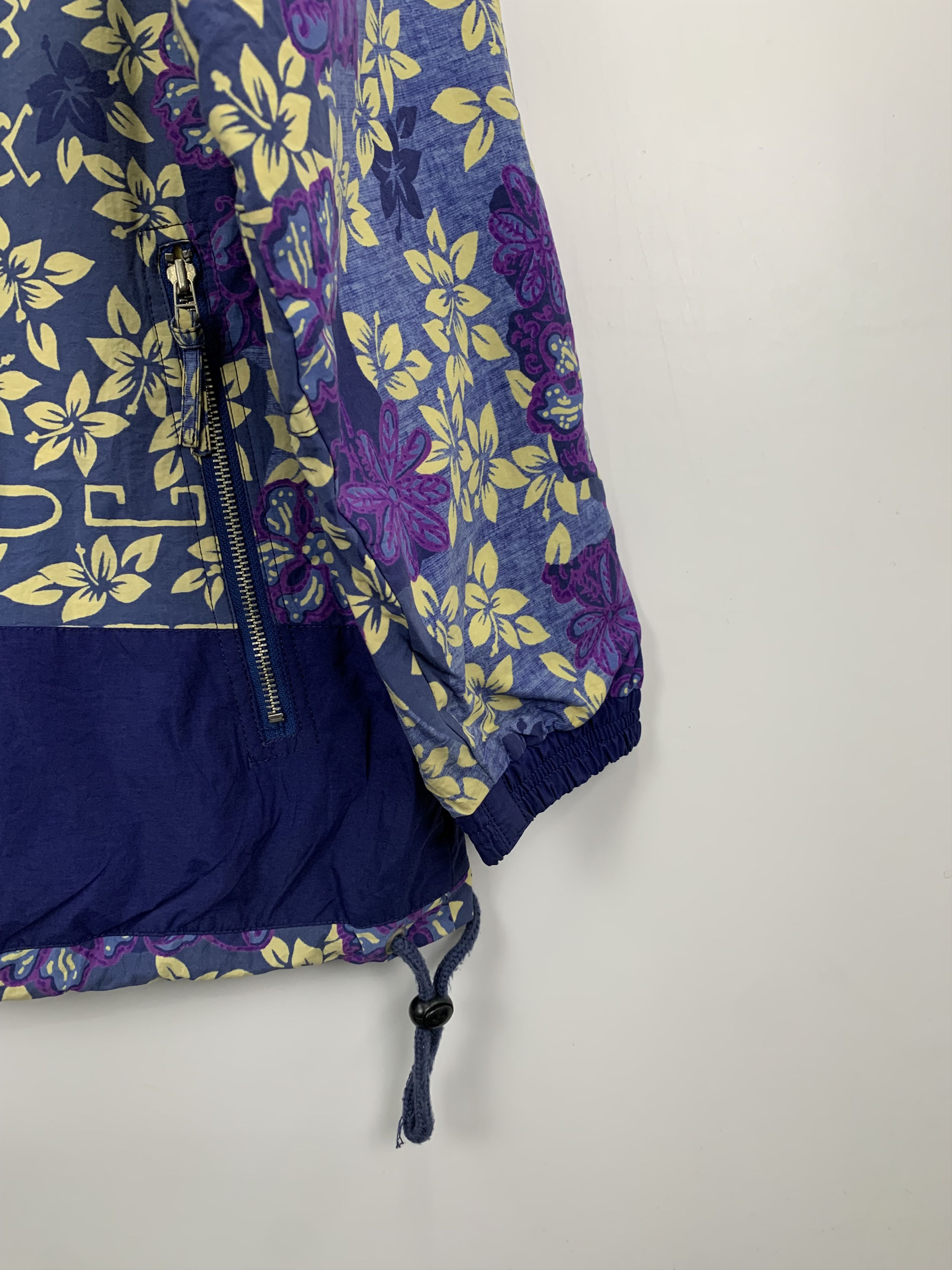 Japanese Brand Vintage Japanese Brand Hoodie Floral Jacket J0886 Size US M / EU 48-50 / 2 - 5 Thumbnail