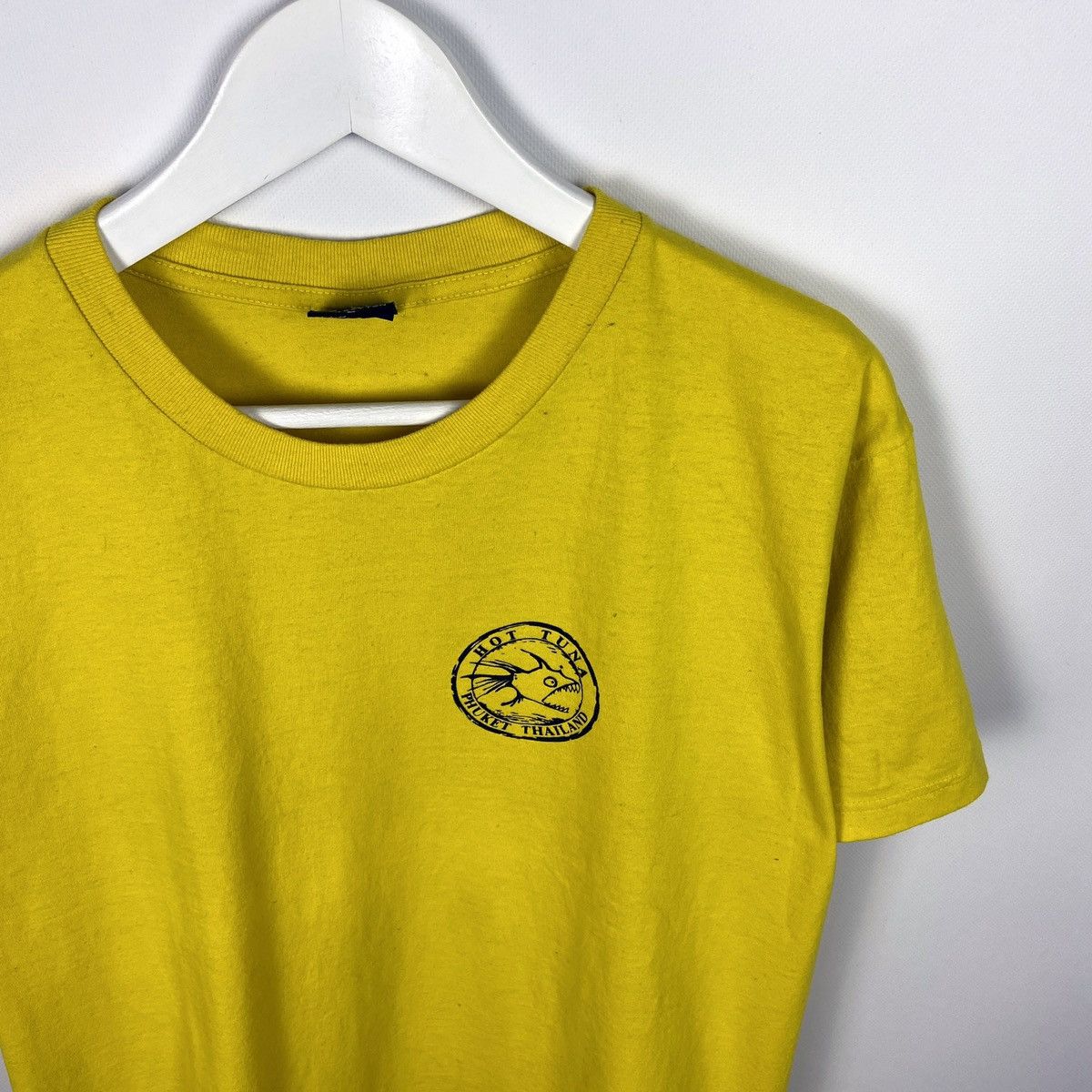 Hot Tuna Vintage 90s Hot Tuna Surfing Hawaii tee Phuket Thailand Size US L / EU 52-54 / 3 - 6 Thumbnail