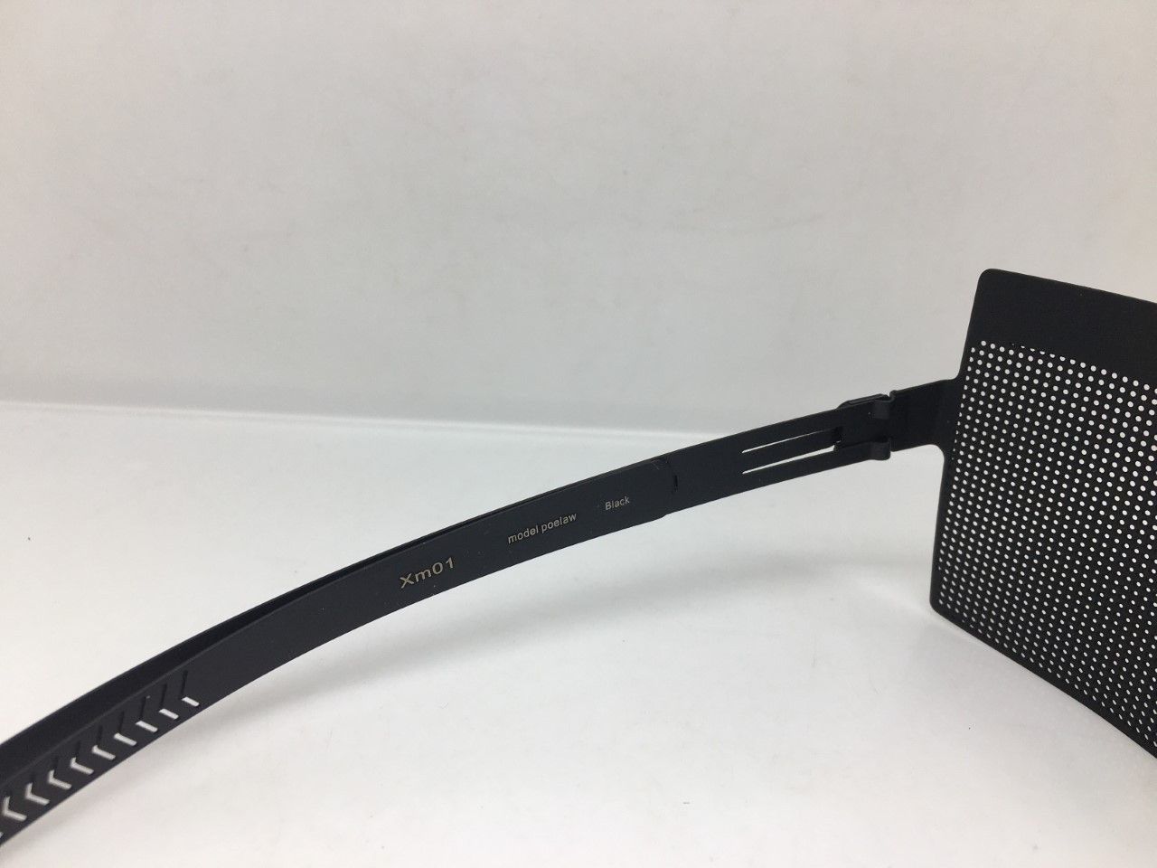 Vintage MOD OP ART PINHOLE BLACK SHIELD RUNWAY SHOW SUNGLASSES Size ONE SIZE - 4 Thumbnail