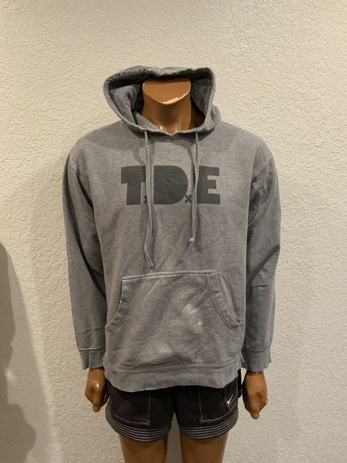 Top Dawg Entertainment TDE Top Dawg Entertainment Kendrick Lamar Q Hip Hip Hoodie Size US L / EU 52-54 / 3 - 10 Thumbnail