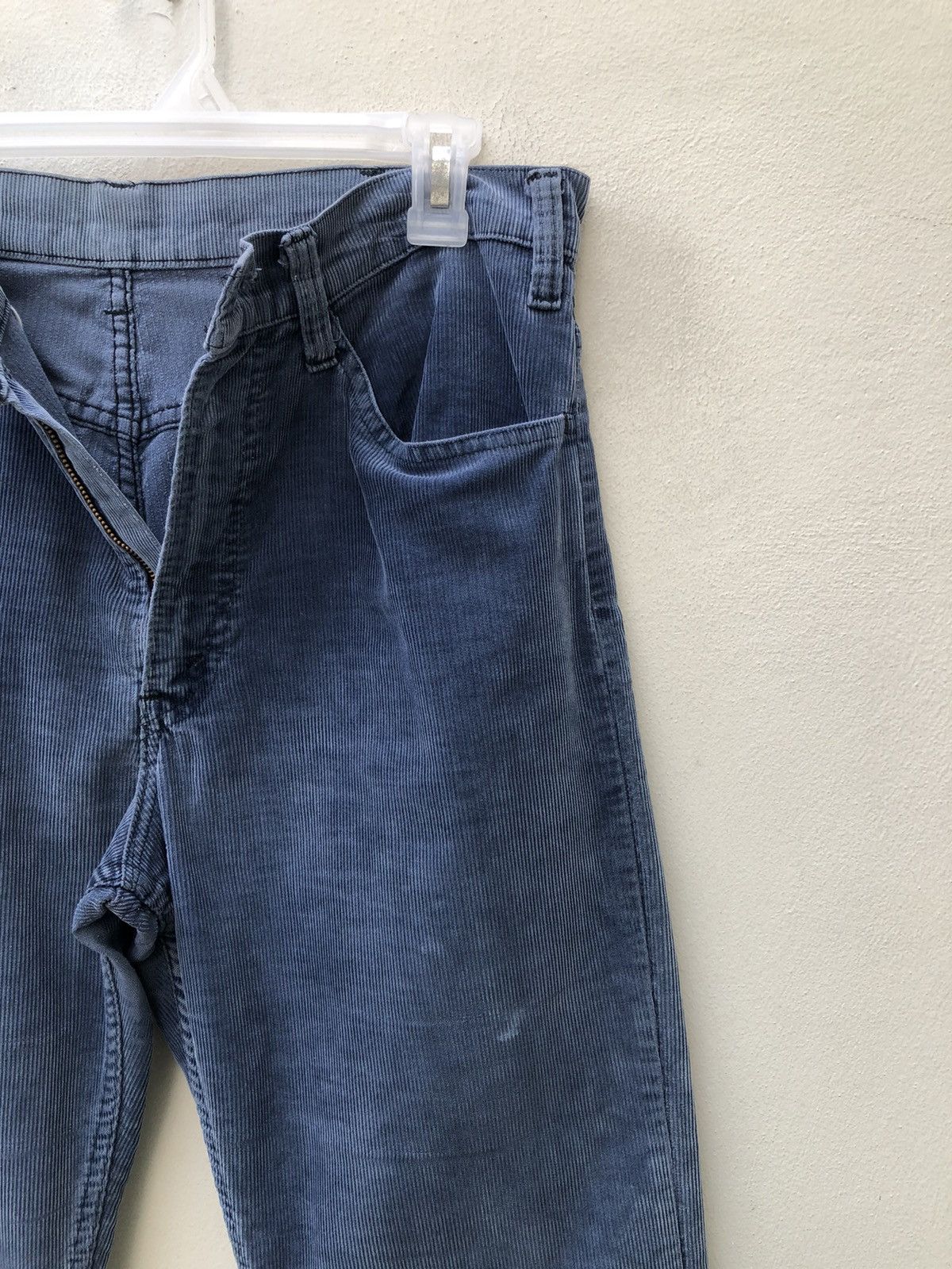 Vintage 70s Levi’s Distressed Faded Corduroy Cropped Jeans
