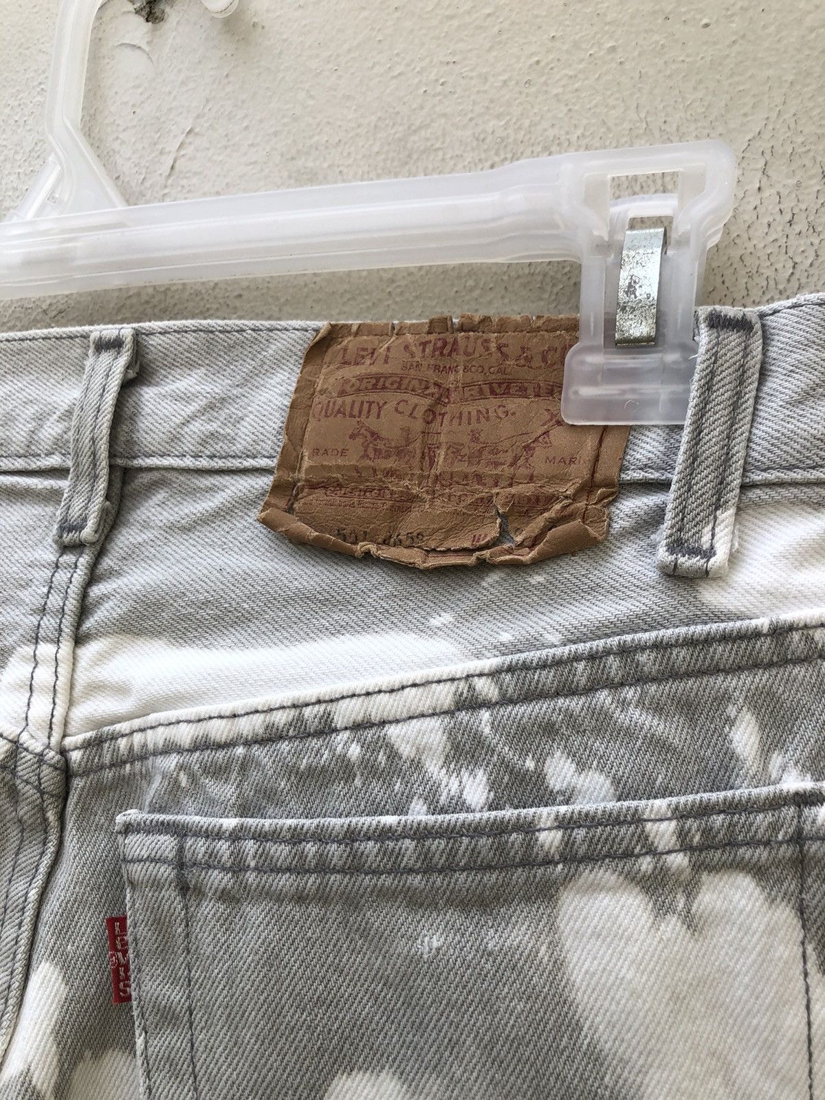Levi's Vintage Late 80s Levi’s 501 Jeans Bleached Grey Denim Size US 29 - 16 Thumbnail