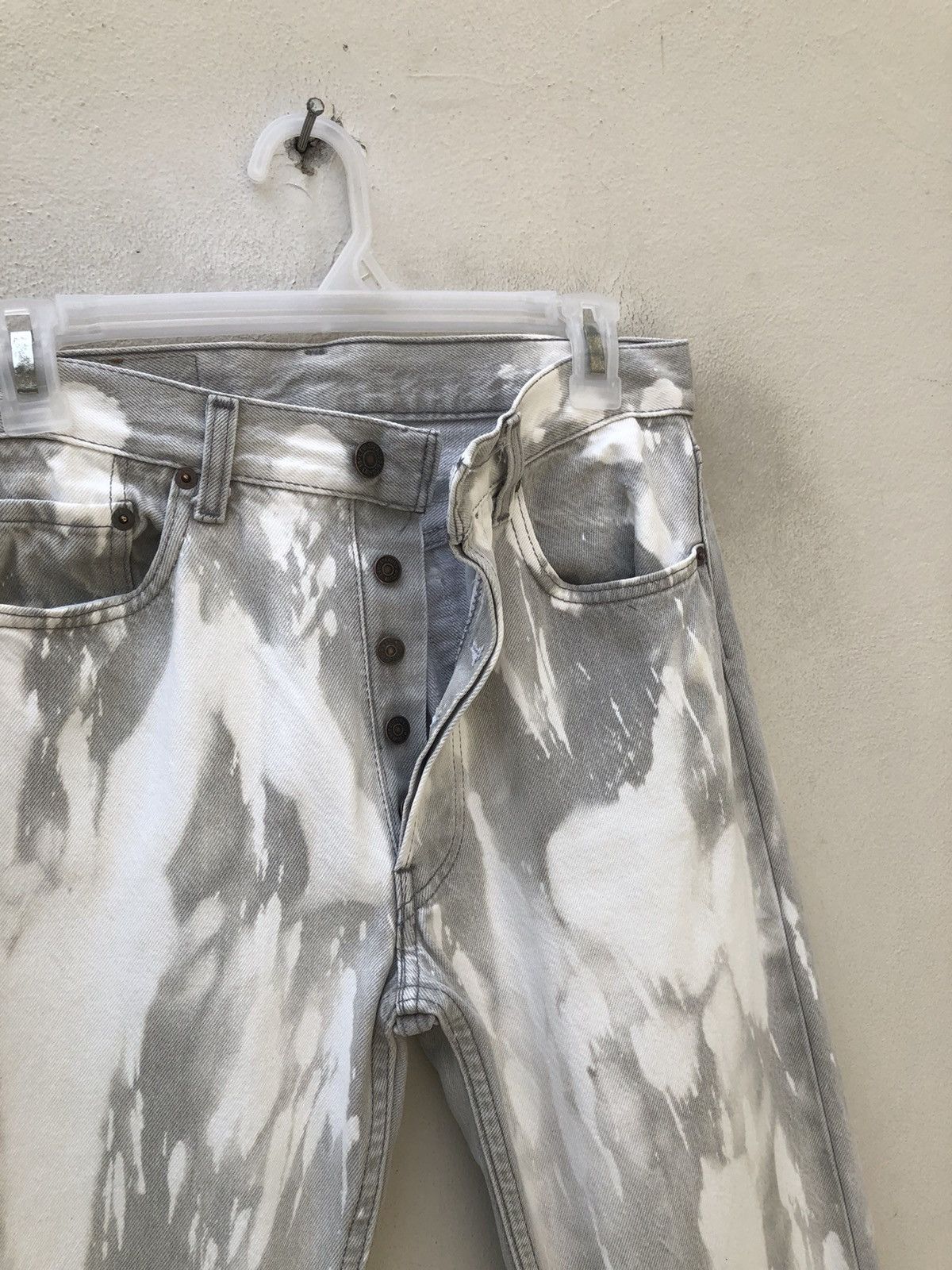 Levi's Vintage Late 80s Levi’s 501 Jeans Bleached Grey Denim Size US 29 - 5 Thumbnail