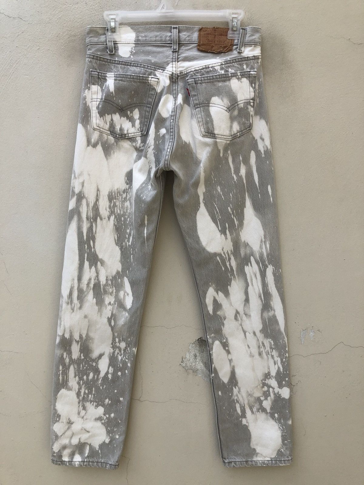 Levi's Vintage Late 80s Levi’s 501 Jeans Bleached Grey Denim Size US 29 - 11 Thumbnail