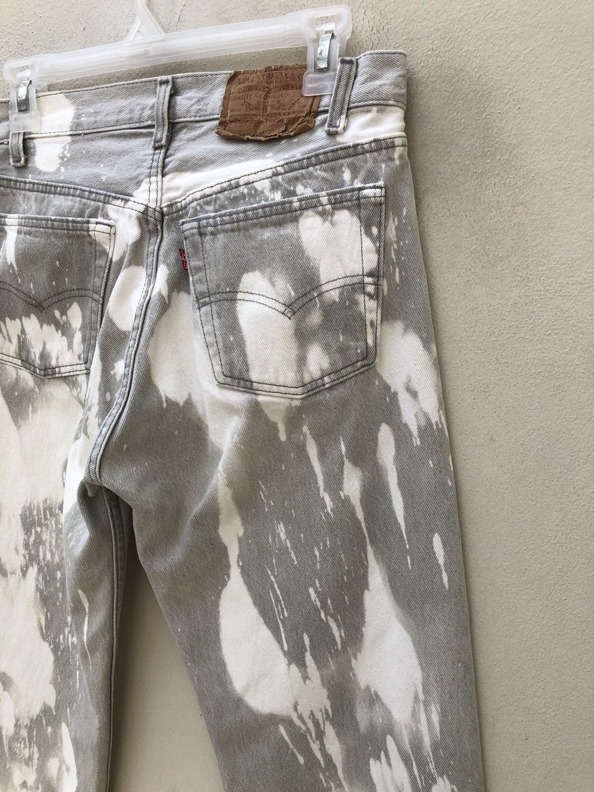Levi's Vintage Late 80s Levi’s 501 Jeans Bleached Grey Denim Size US 29 - 15 Thumbnail