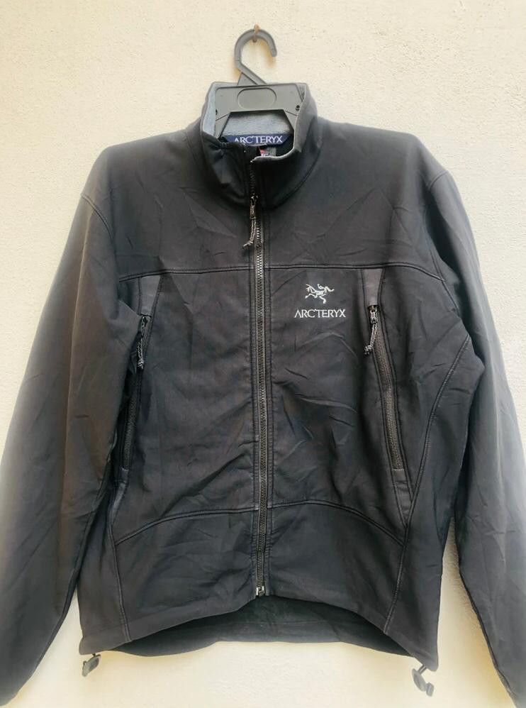 Arc'teryx Vintage Arc’teryx Designer Streetwear Fashion Style Jacket Size US L / EU 52-54 / 3 - 1 Thumbnail