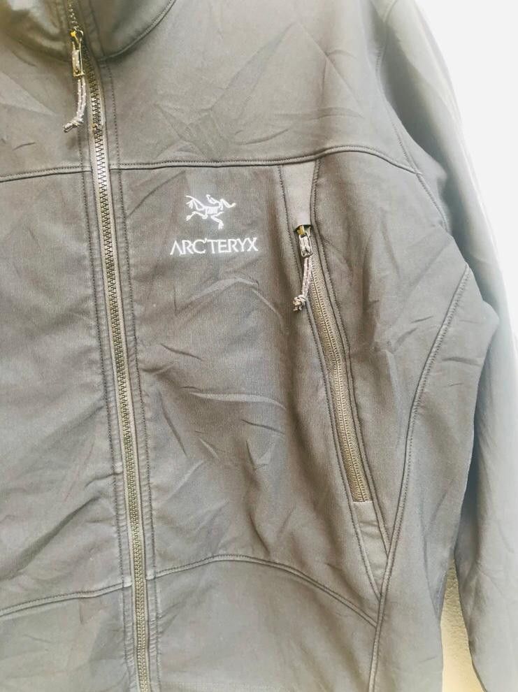 Arc'teryx Vintage Arc’teryx Designer Streetwear Fashion Style Jacket Size US L / EU 52-54 / 3 - 8 Thumbnail